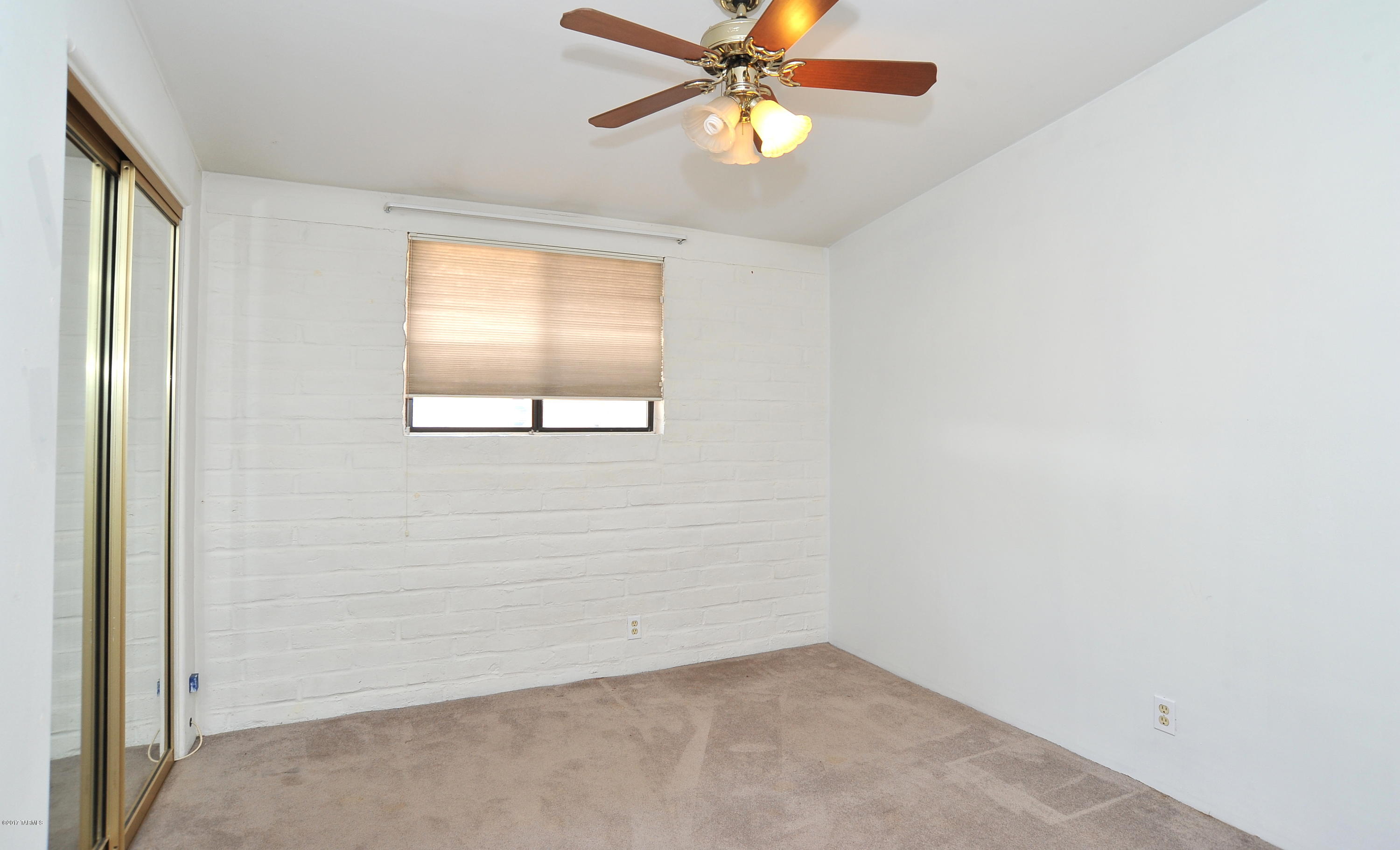 Kingston Knolls Terrace - Residential