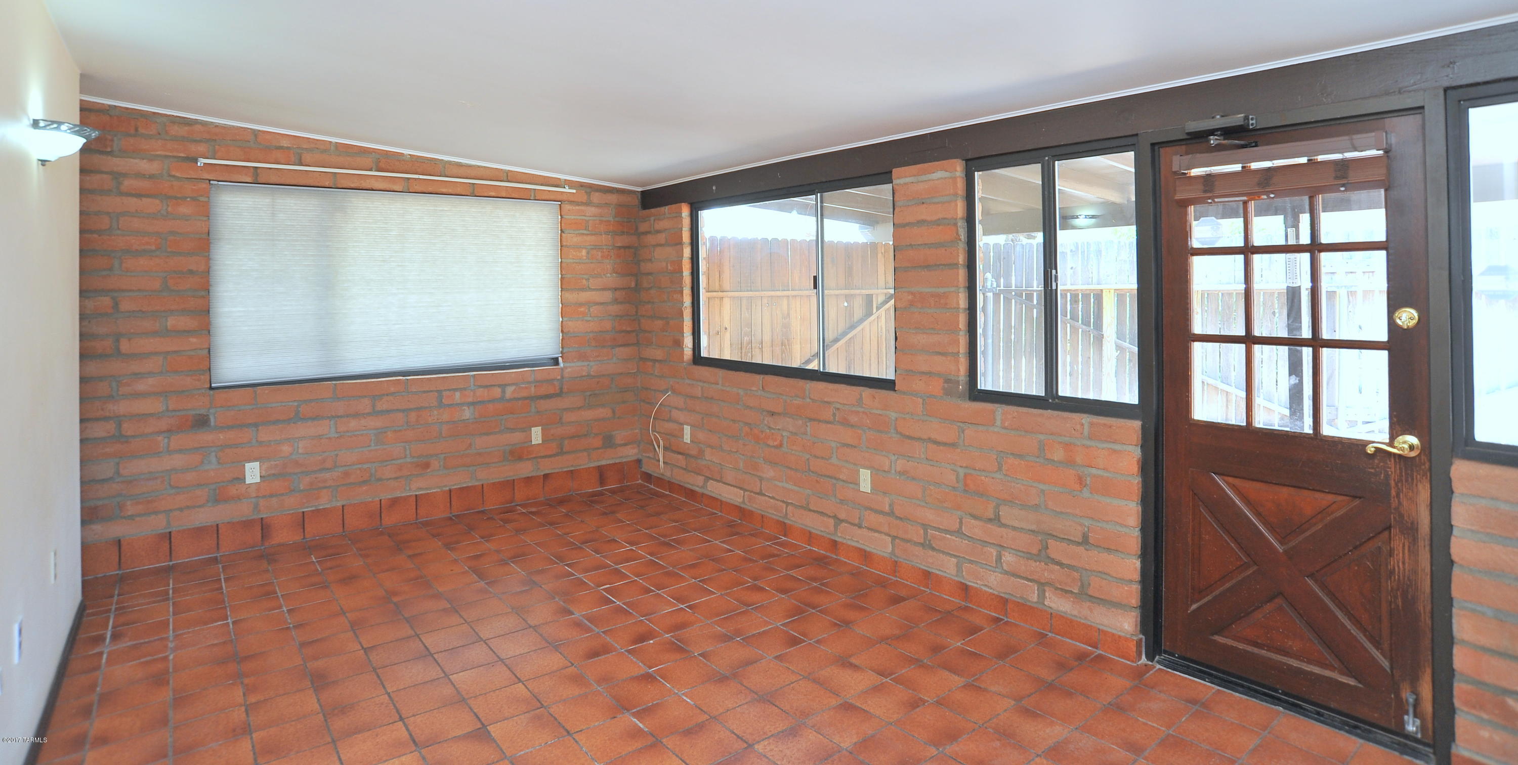 Kingston Knolls Terrace - Residential