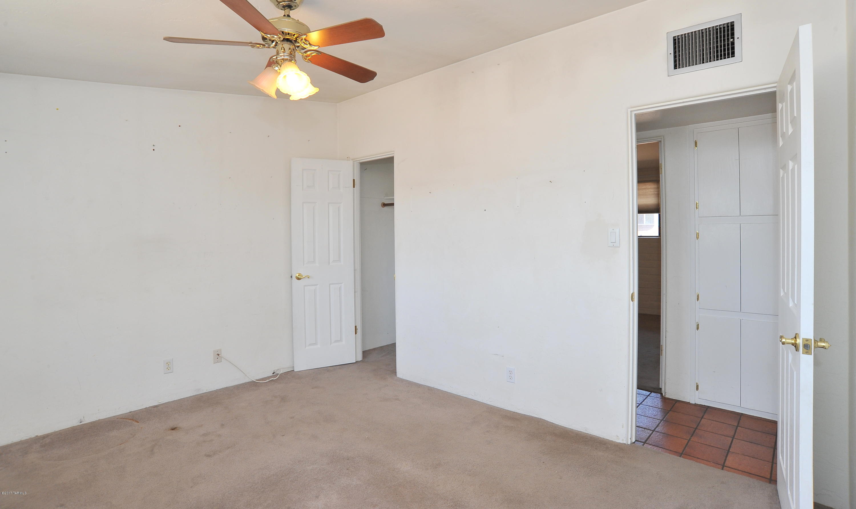 Kingston Knolls Terrace - Residential