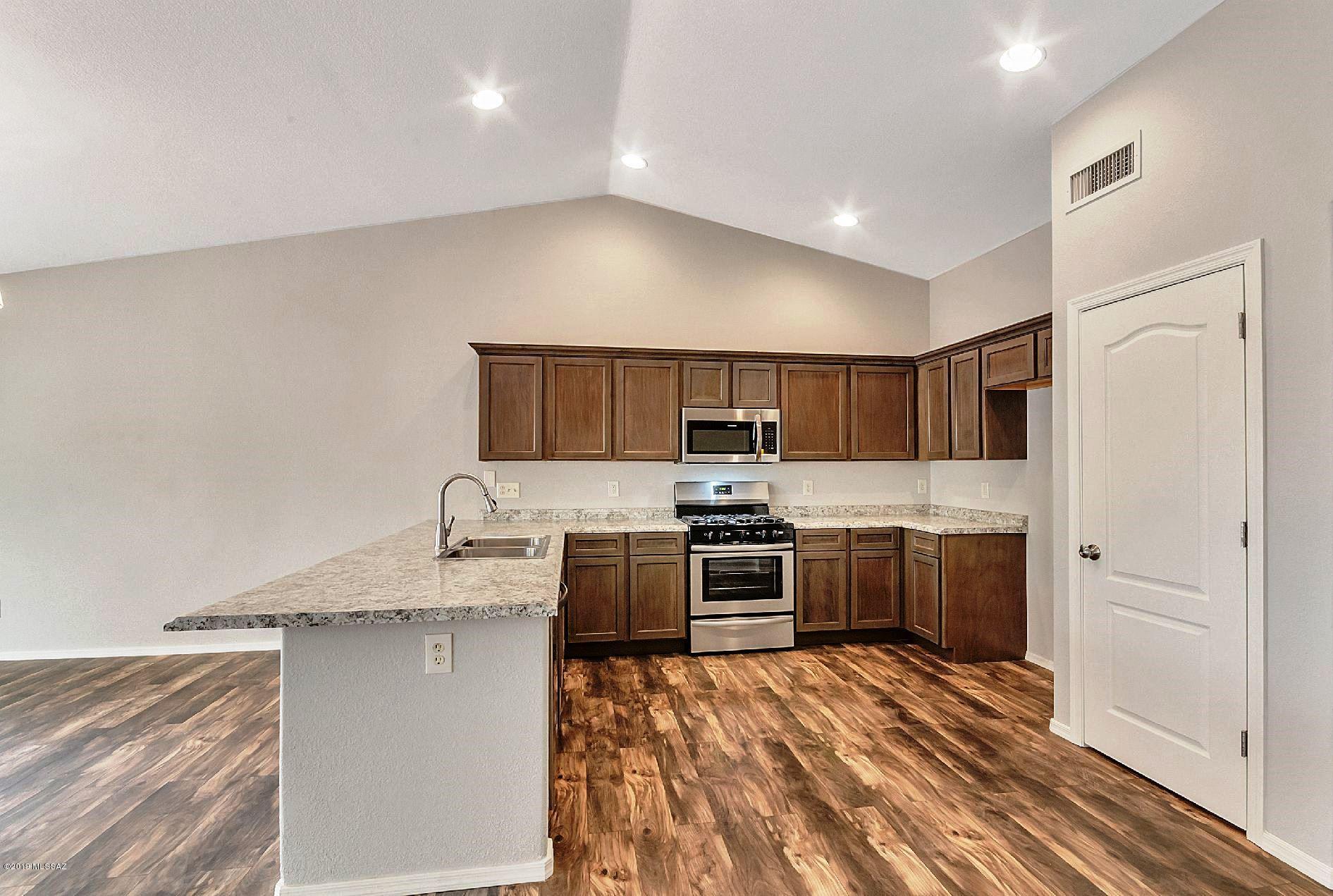 Wilmot Shadows (1-81) - Residential