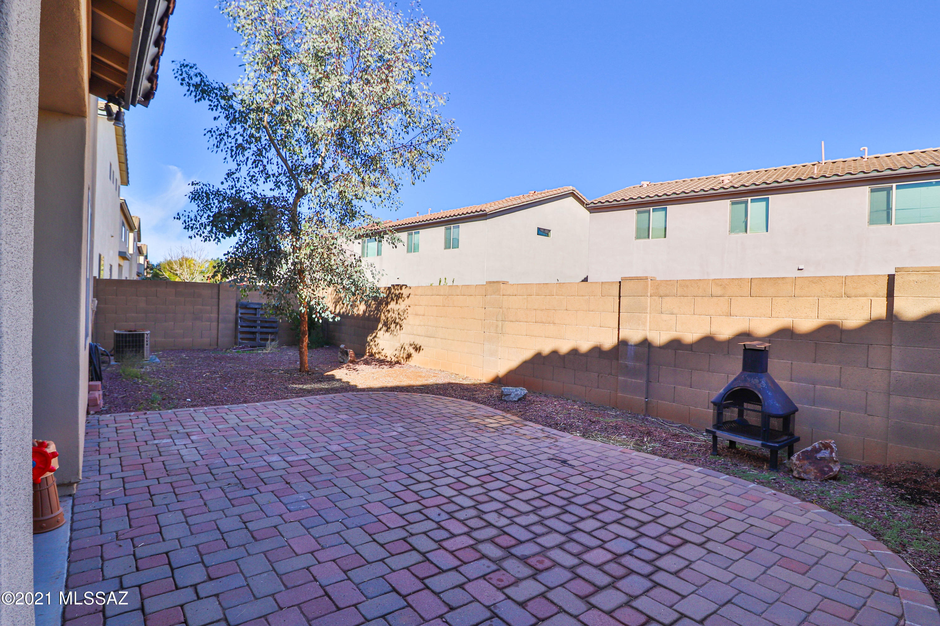 Presidio De Cancion (1-200) - Residential