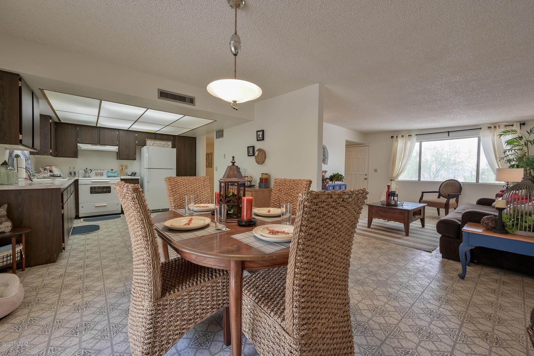 Rancho Catalina(107-221) - Residential
