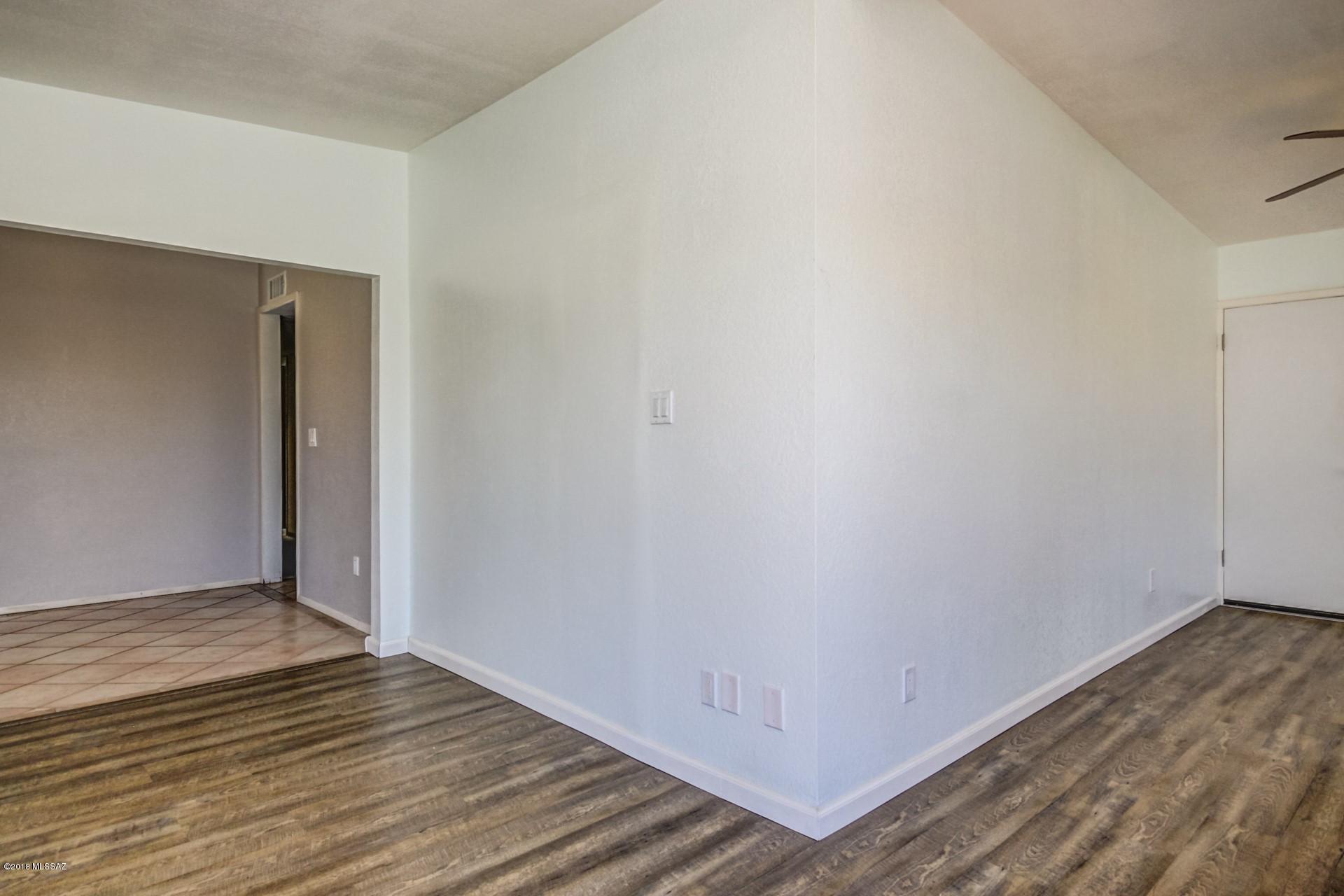 North Point Terrace (1-255) - Residential