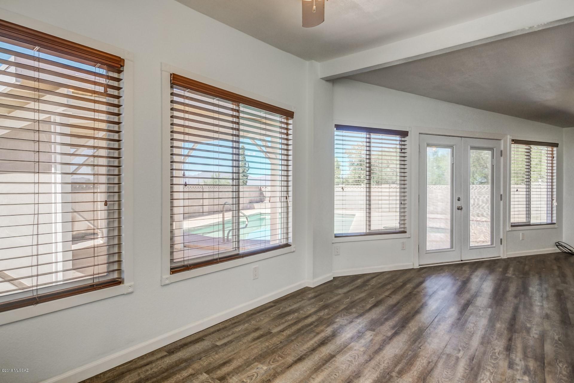 North Point Terrace (1-255) - Residential