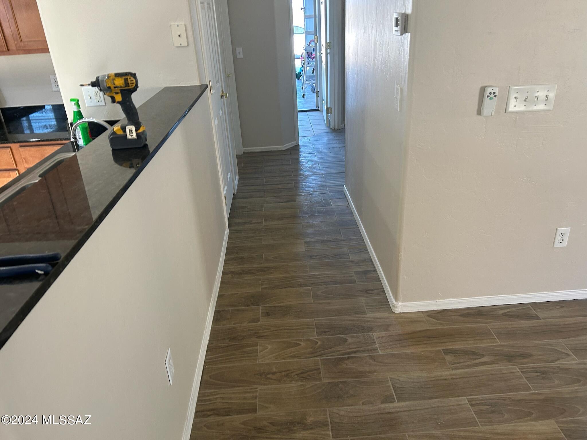 Rancho Del Lago (1-100) - Residential Lease