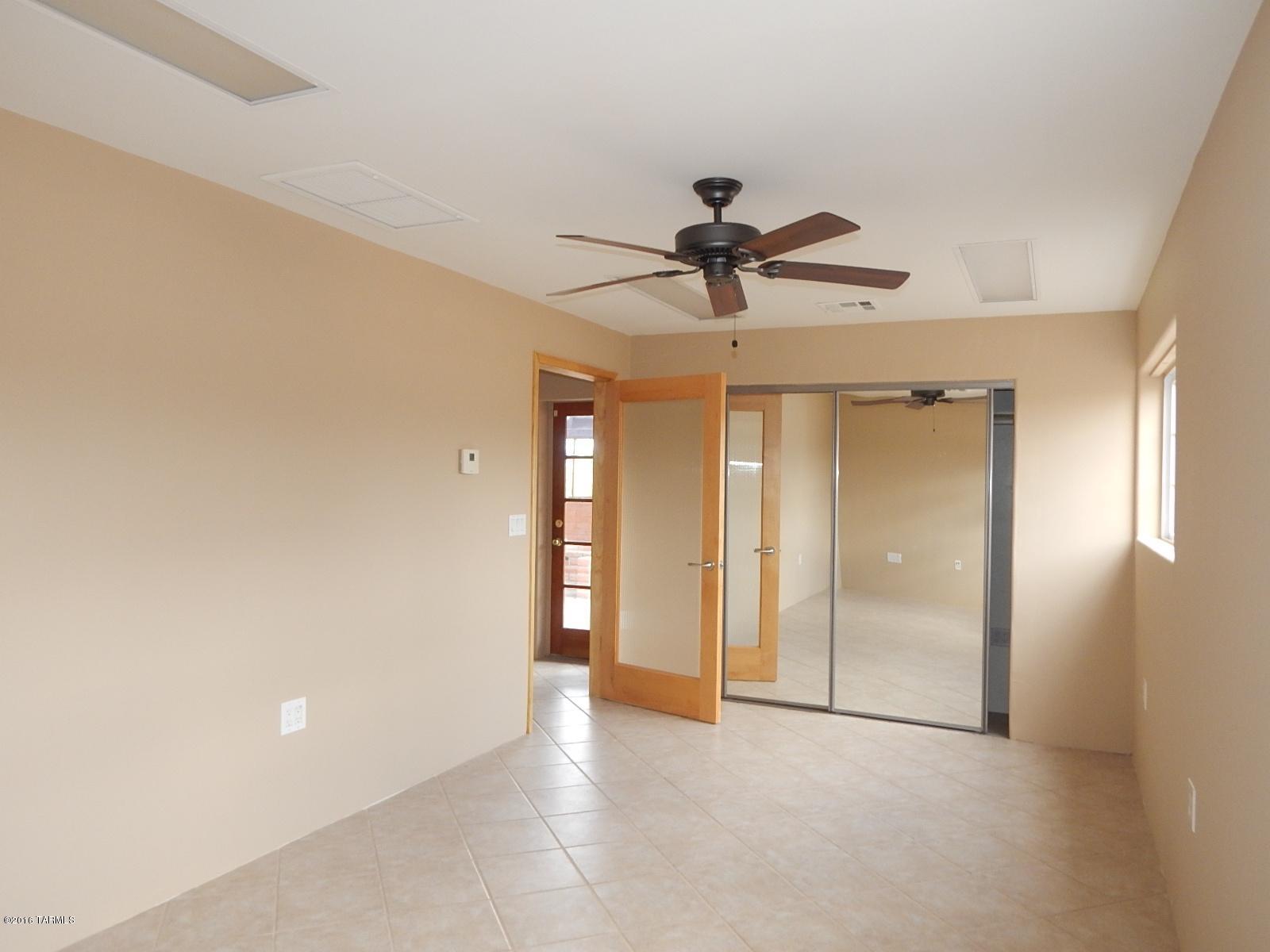 Las Quintas Serenas - Residential