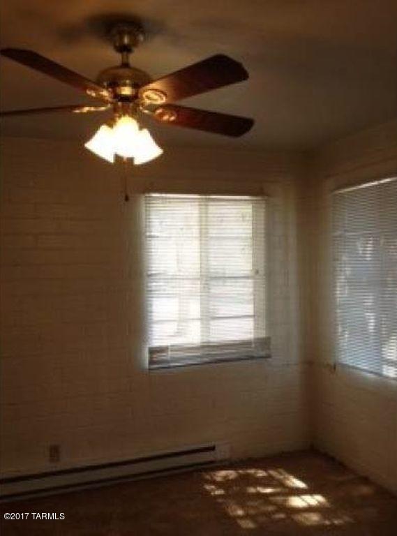 Glenn Campbell Apts (1-8) - Residential Income