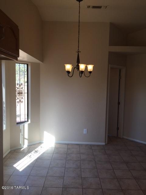 Oak Tree at Midvale (520-620) - Residential