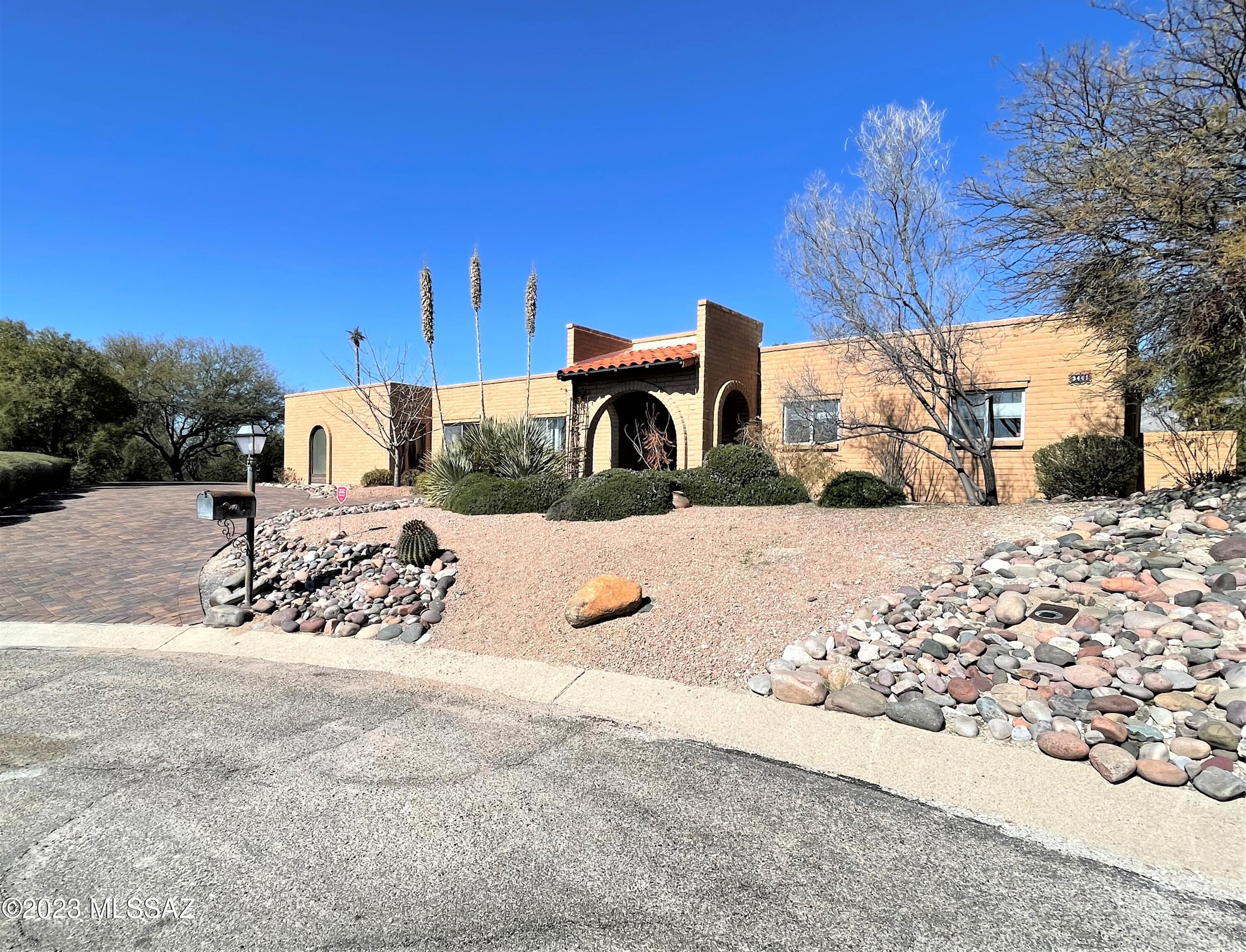 Sabino Vista NO. 3 (1-28) - Residential Lease