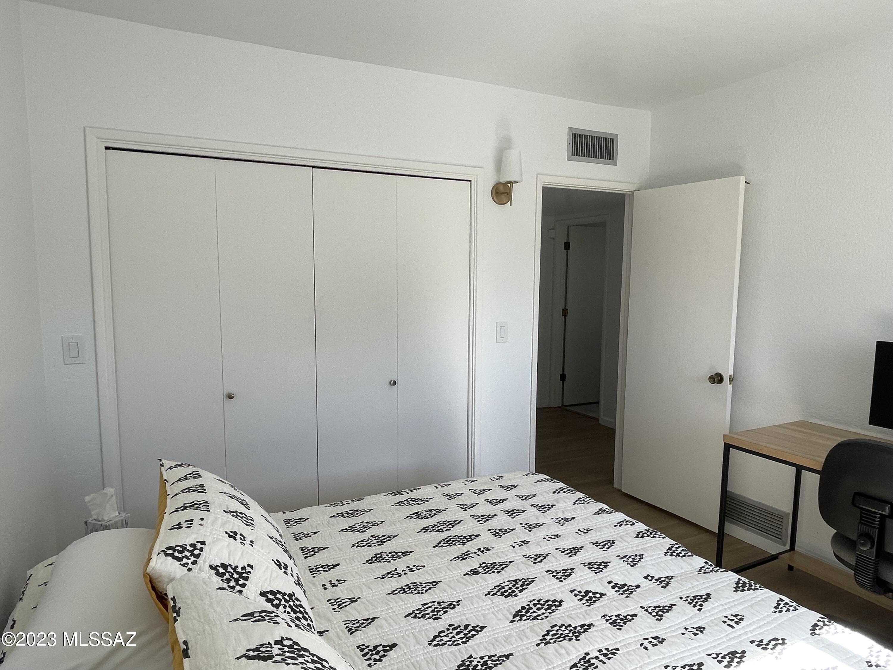 Sabino Vista NO. 3 (1-28) - Residential Lease