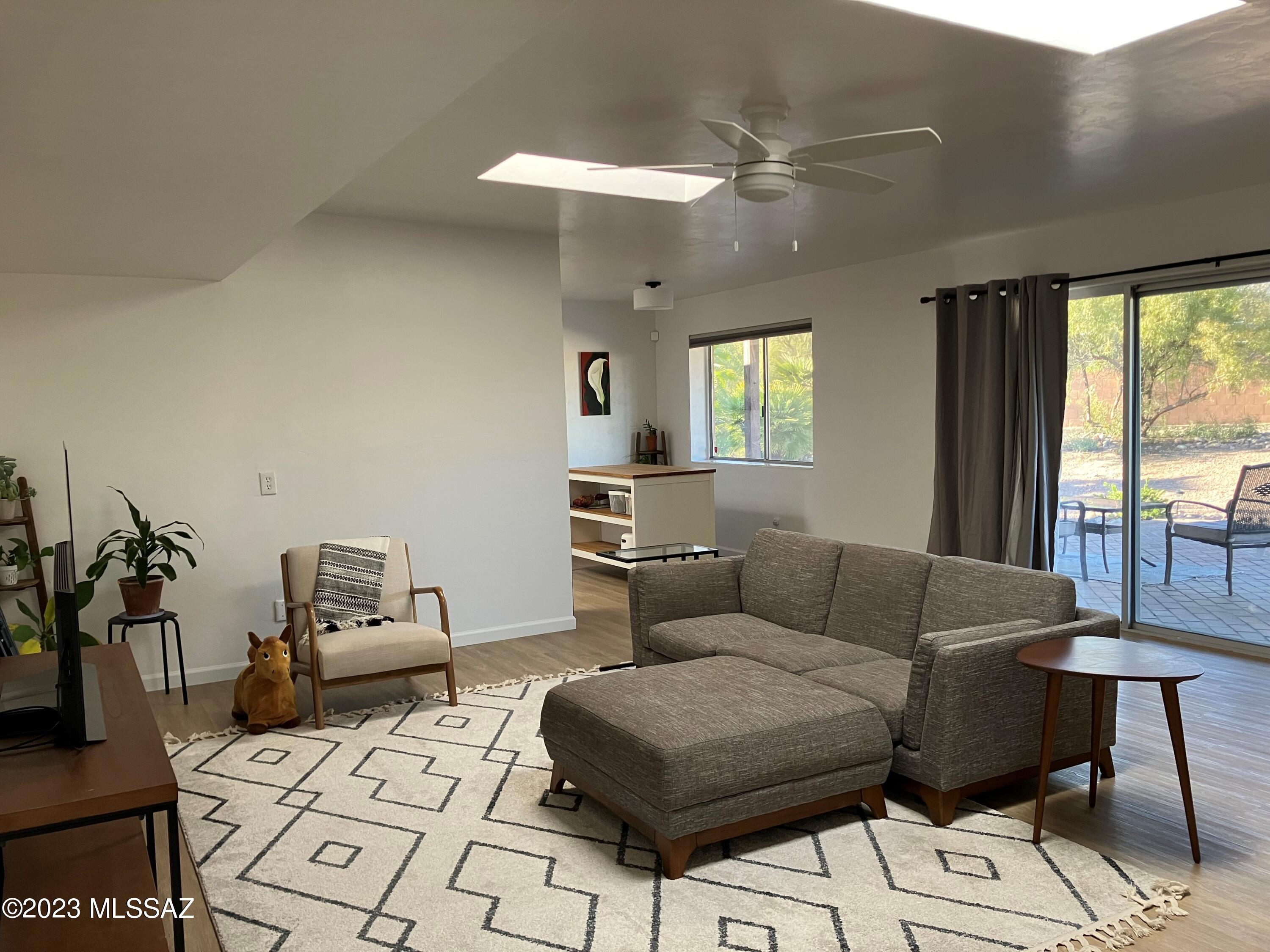 Sabino Vista NO. 3 (1-28) - Residential Lease