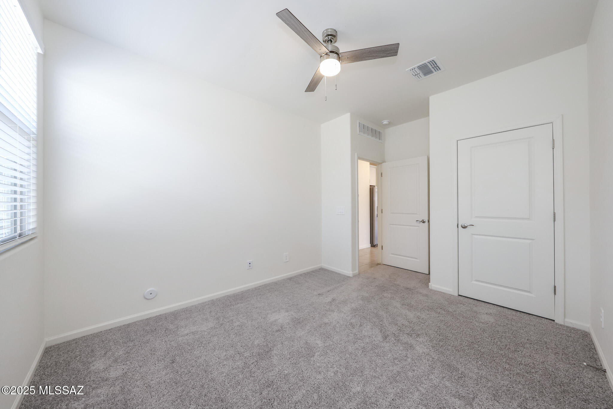 Valencia Crossing - Residential Lease