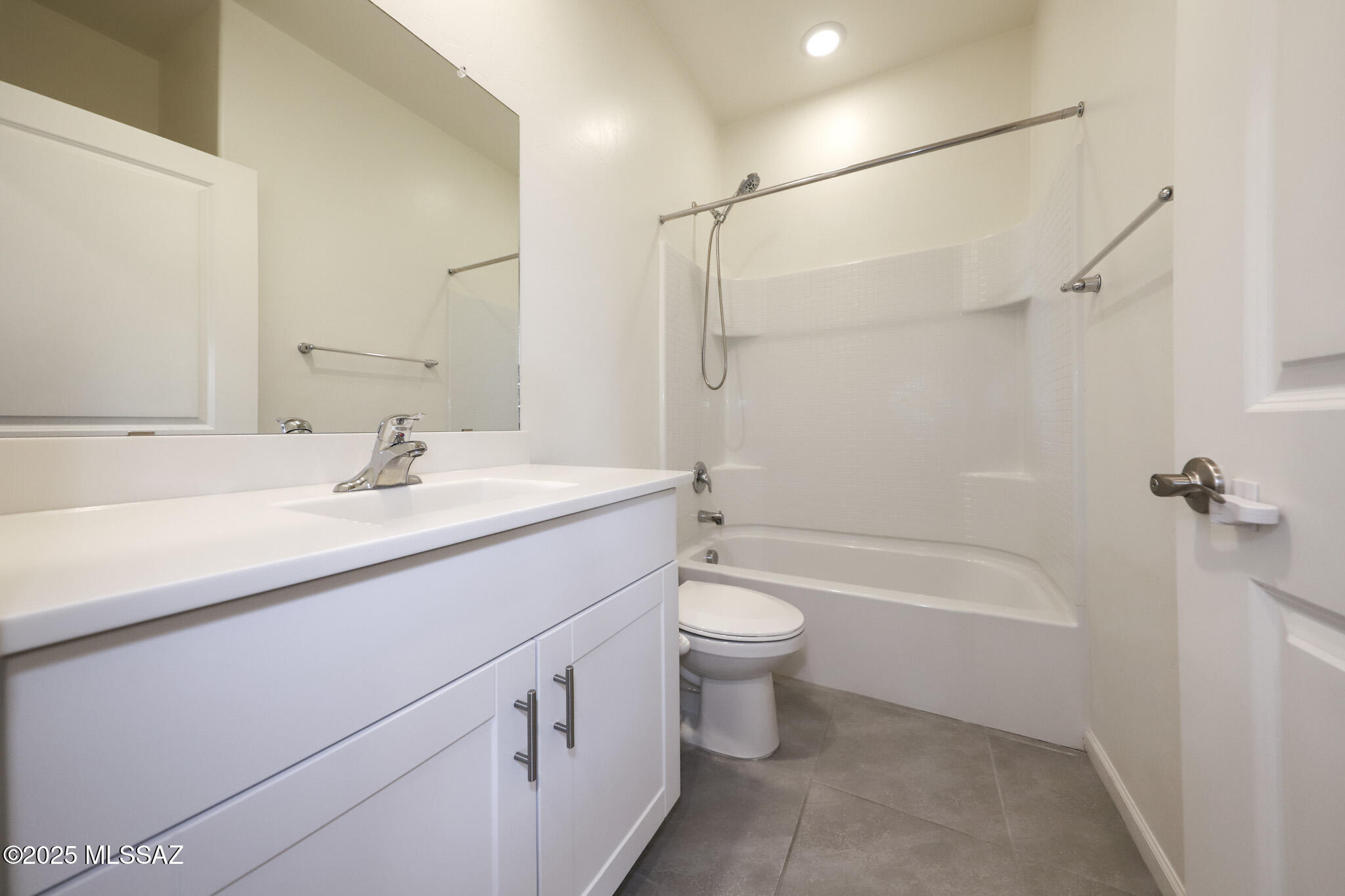 Valencia Crossing - Residential Lease