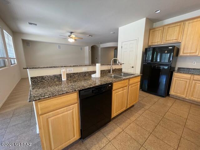 Sycamore Park Village 3 (1-97) - Residential Lease