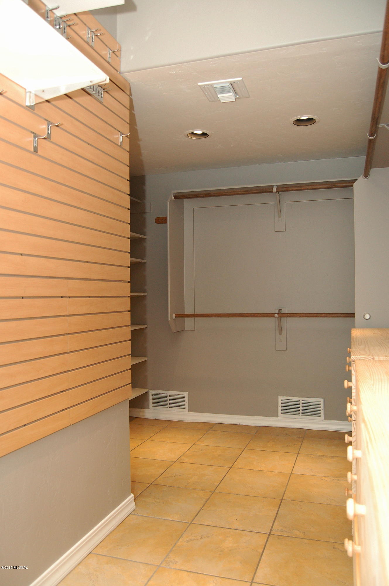 Las Lomas De Kino (1-31) - Residential