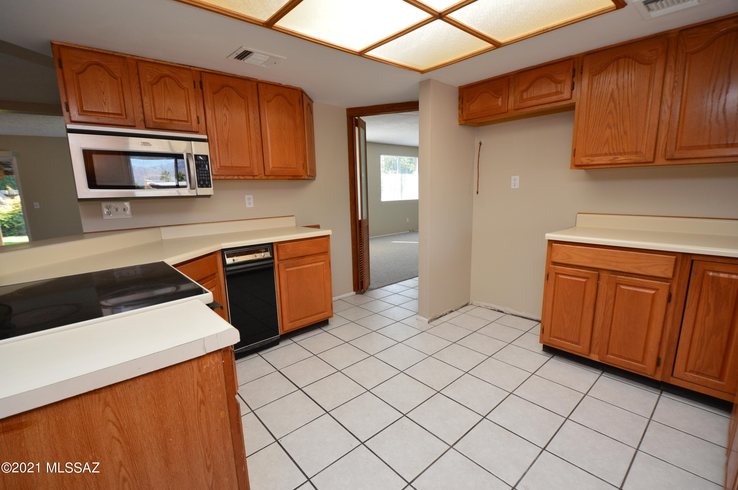 Broadway East (254-390) - Residential