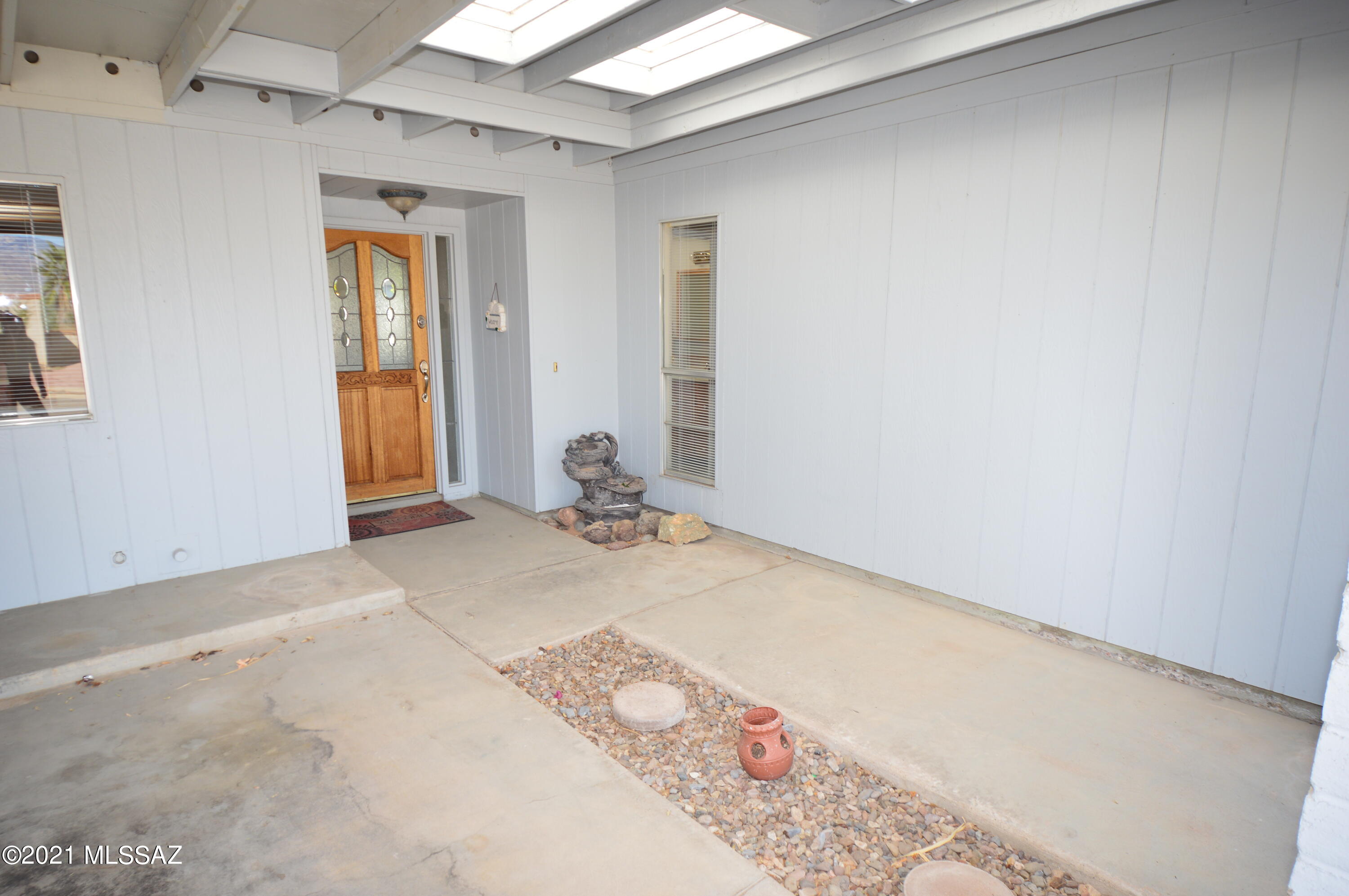 Broadway East (254-390) - Residential