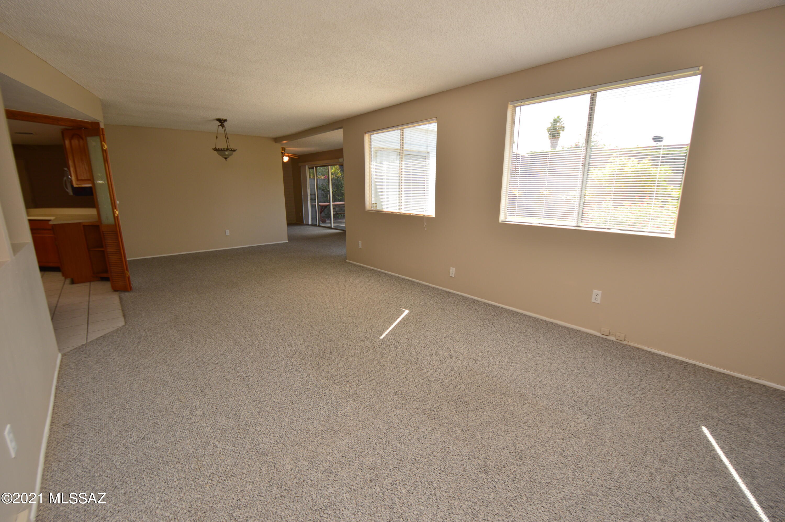 Broadway East (254-390) - Residential