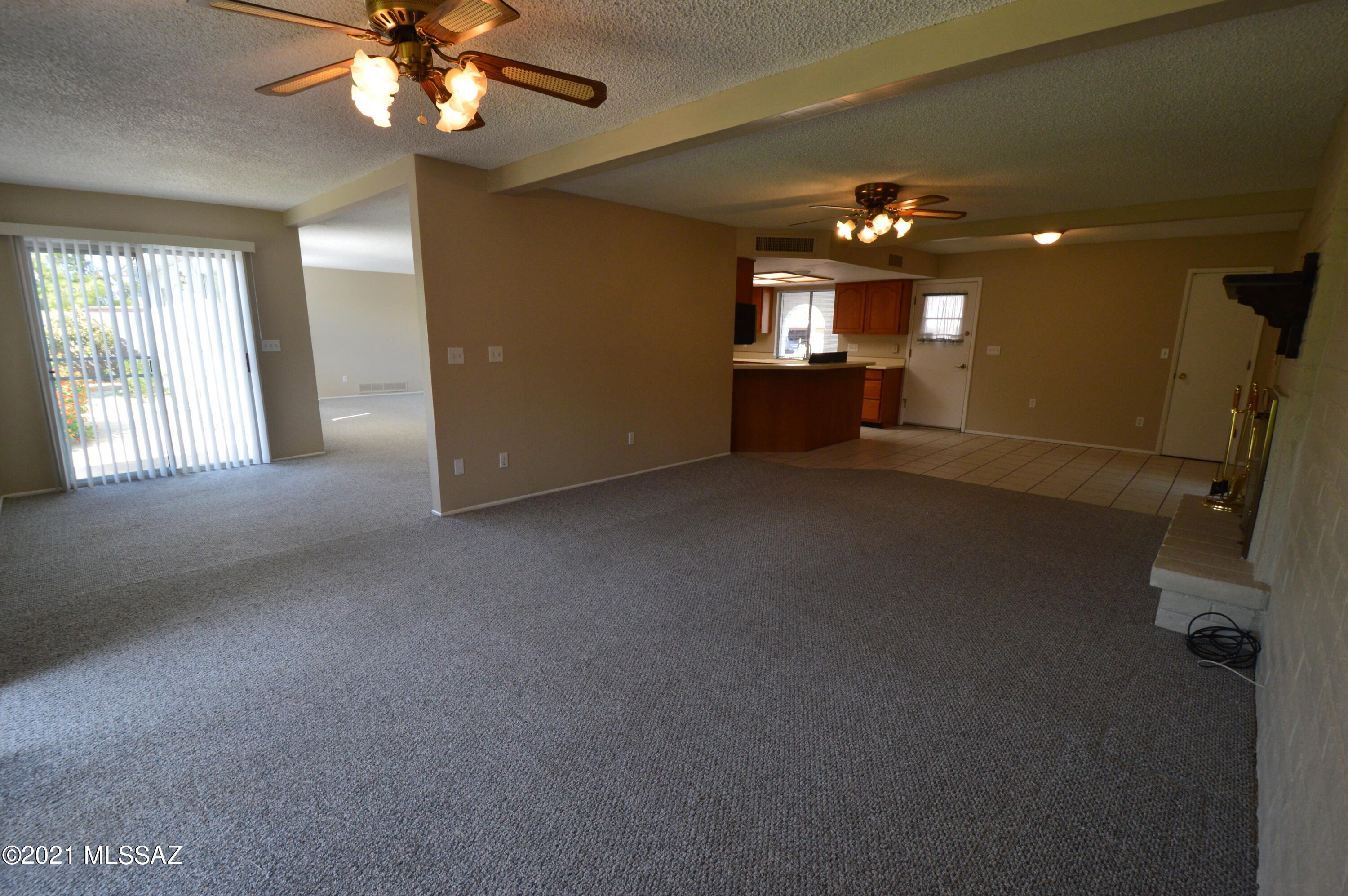 Broadway East (254-390) - Residential