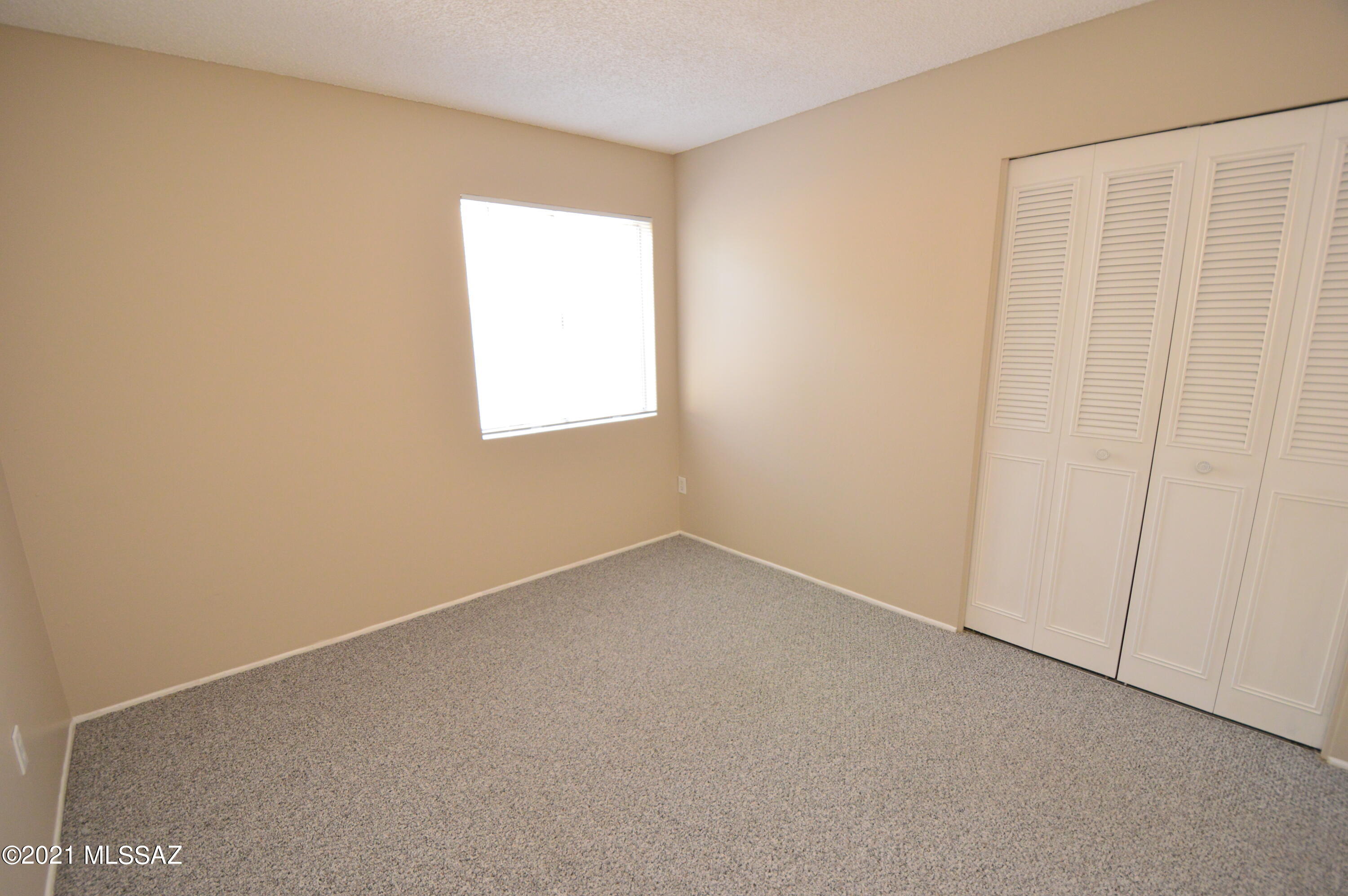 Broadway East (254-390) - Residential