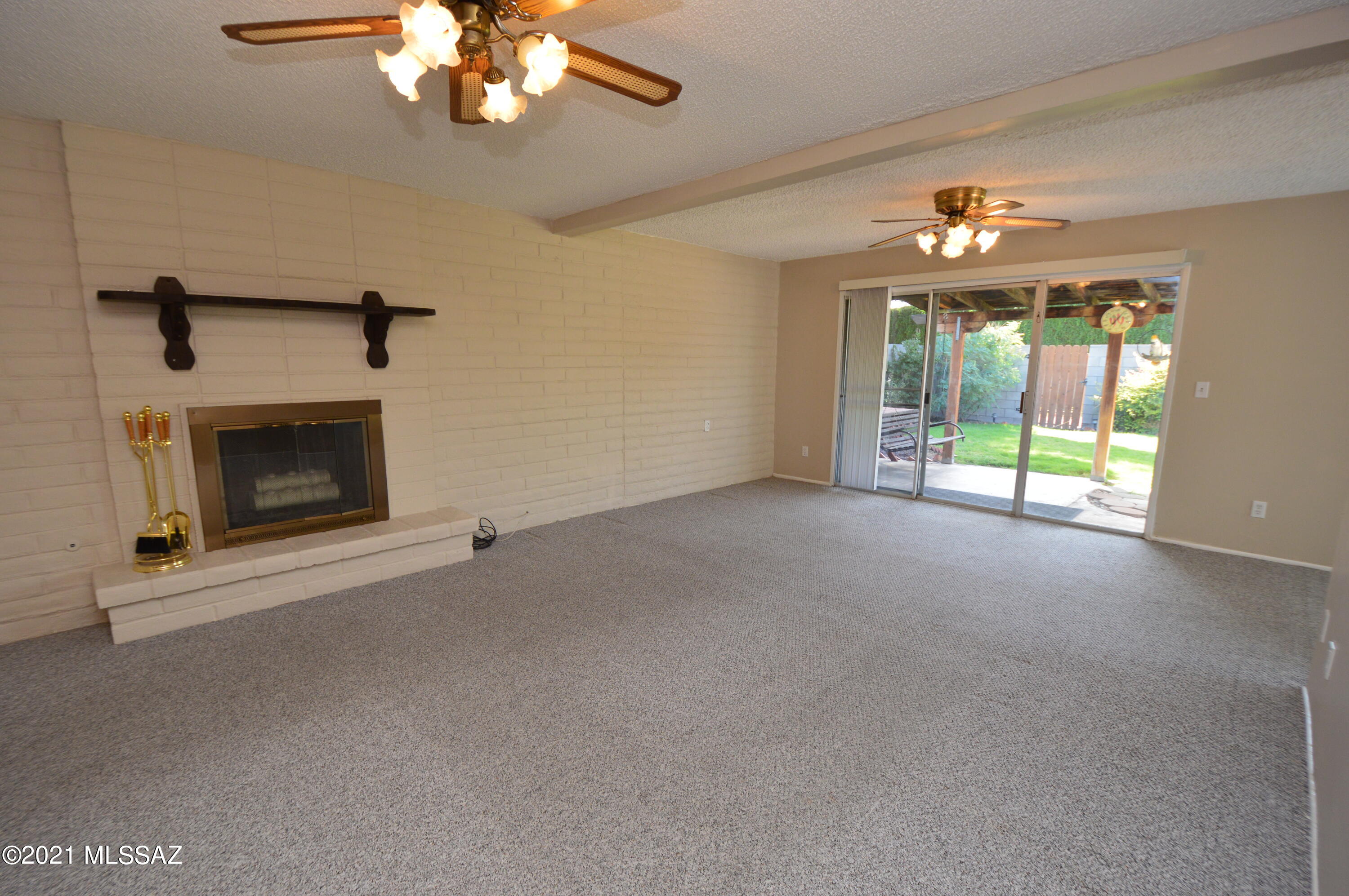 Broadway East (254-390) - Residential