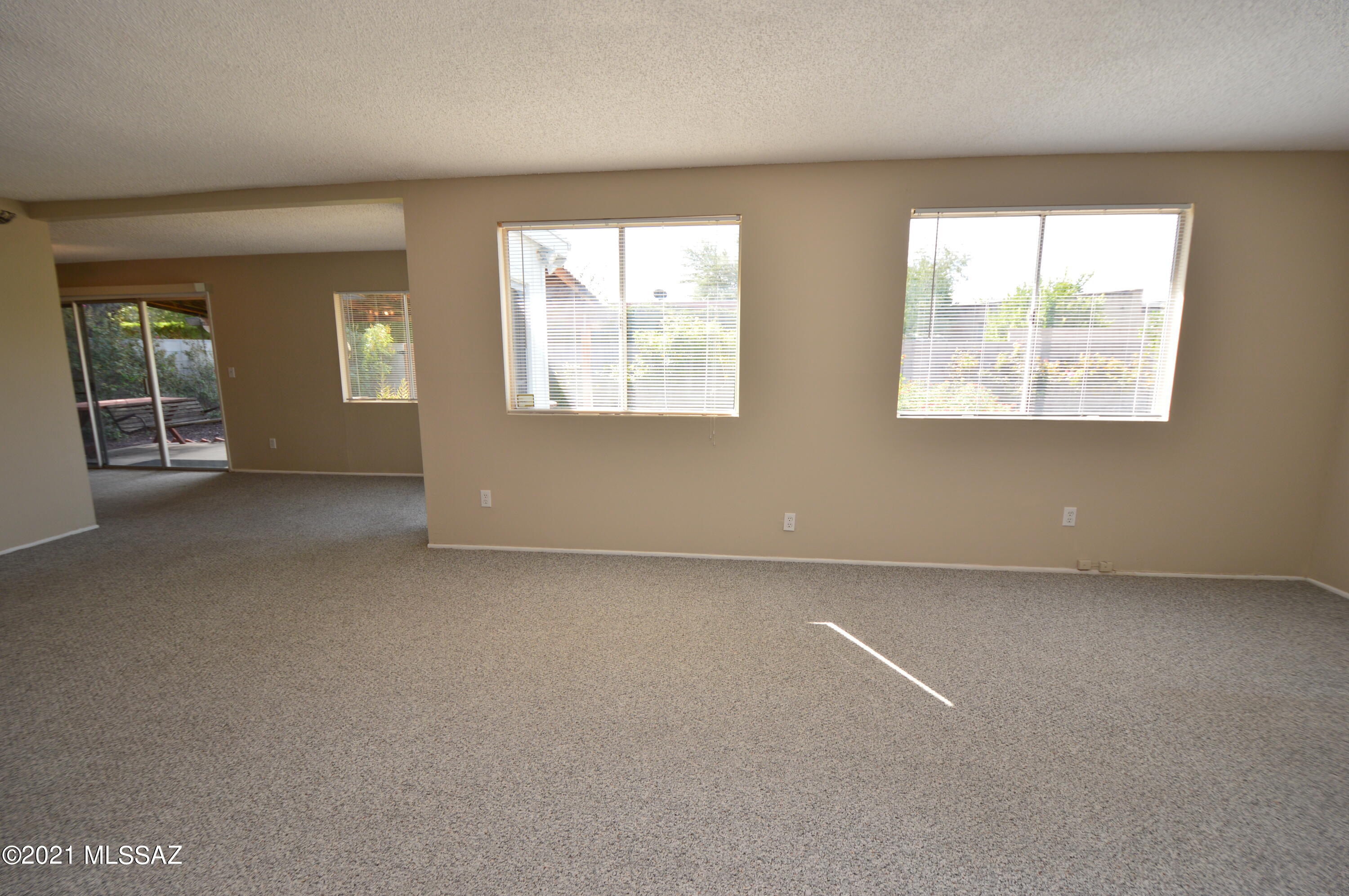 Broadway East (254-390) - Residential