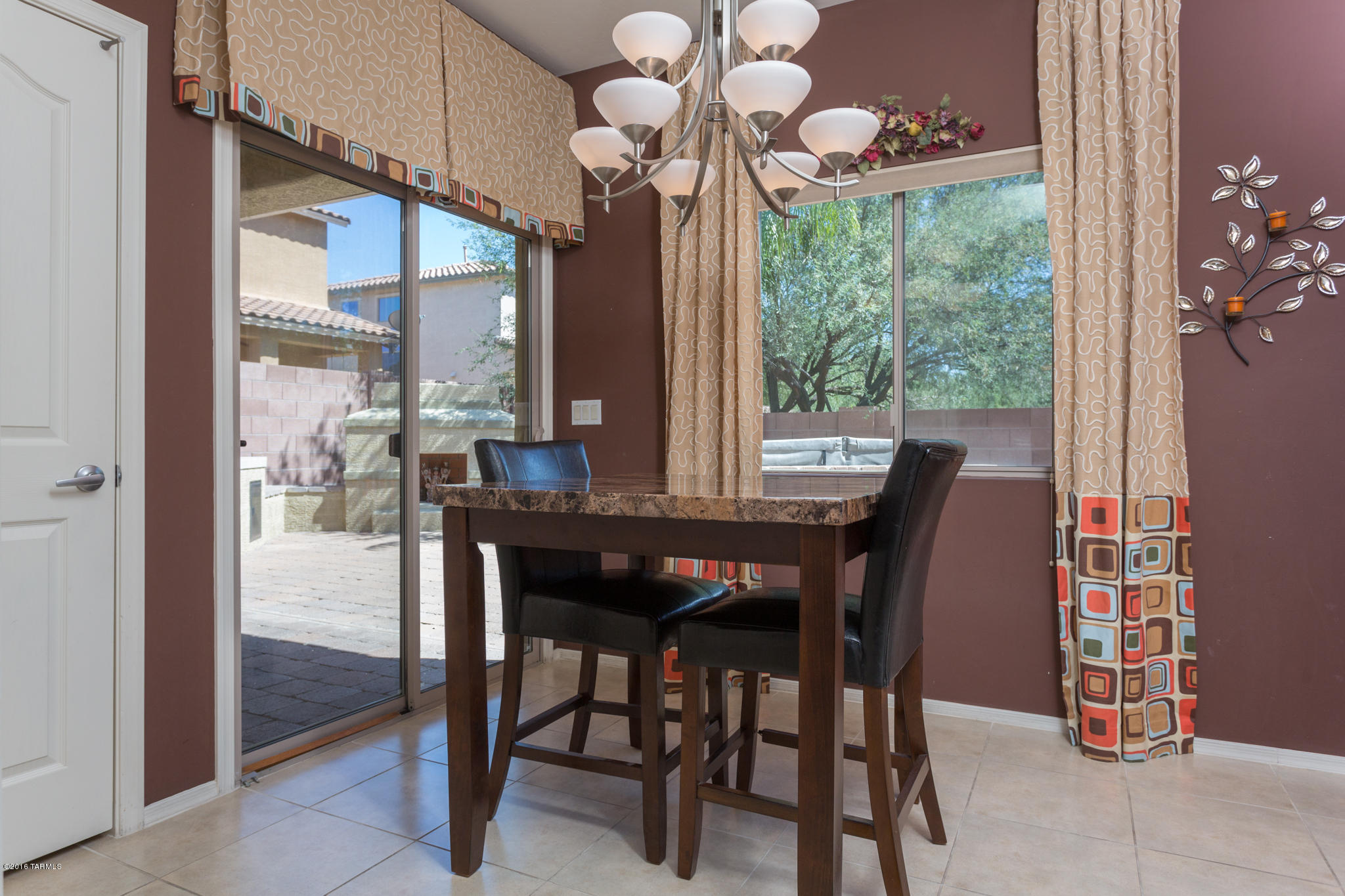 Paseo del Rio - Residential
