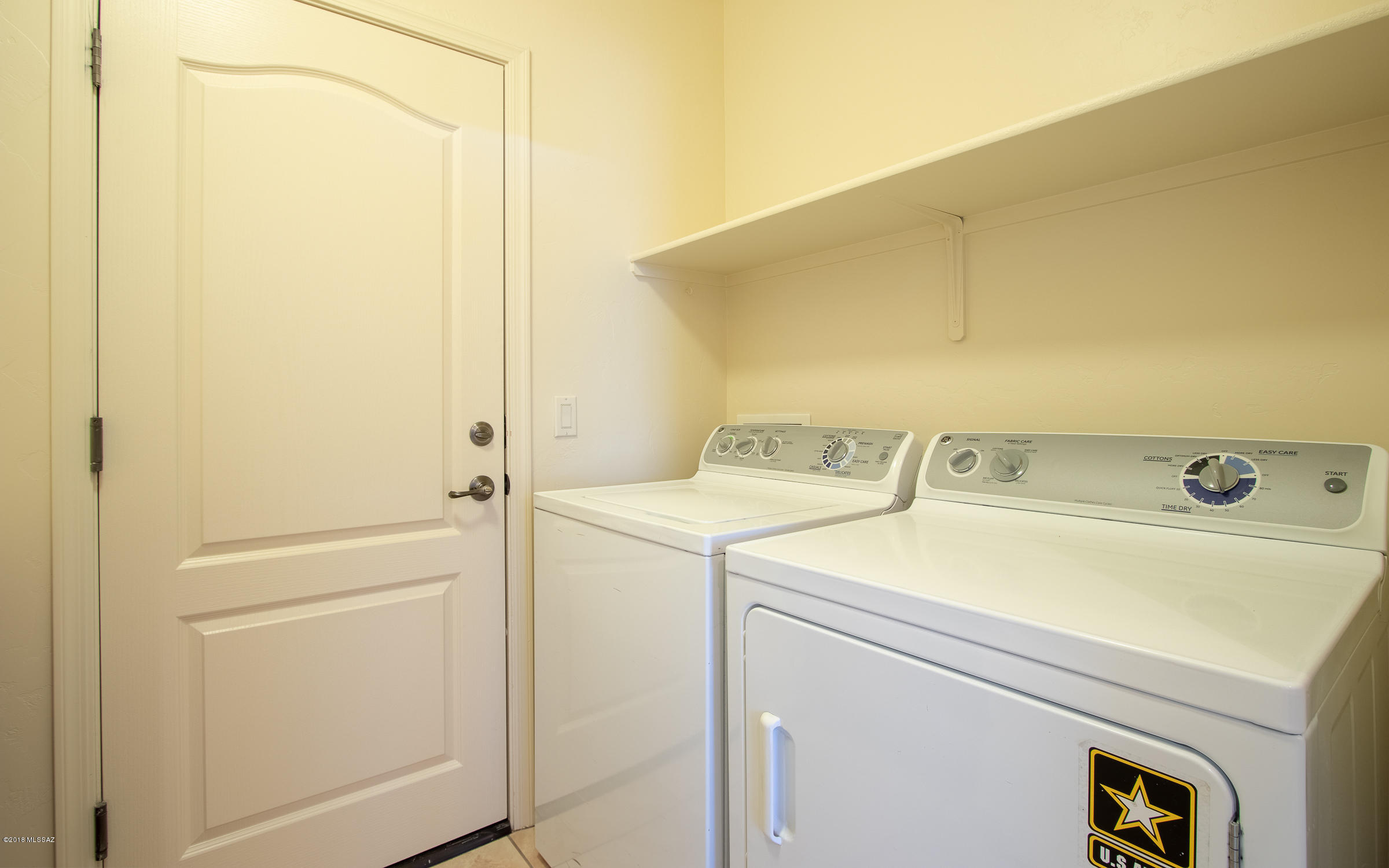 Loma Alta (1-89) - Residential Lease