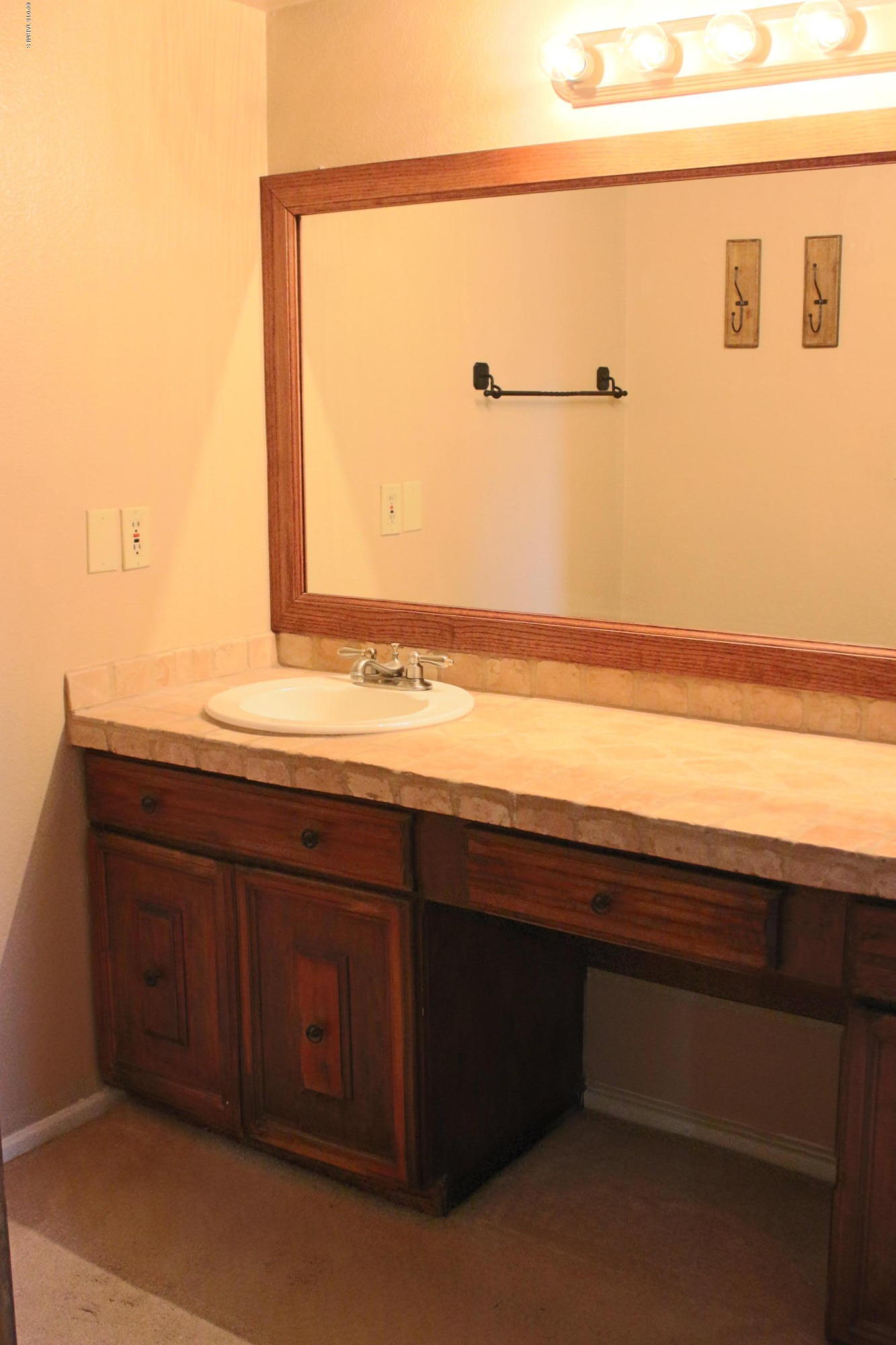 Santa Catalina Estates NO. 4 (1-180) - Residential