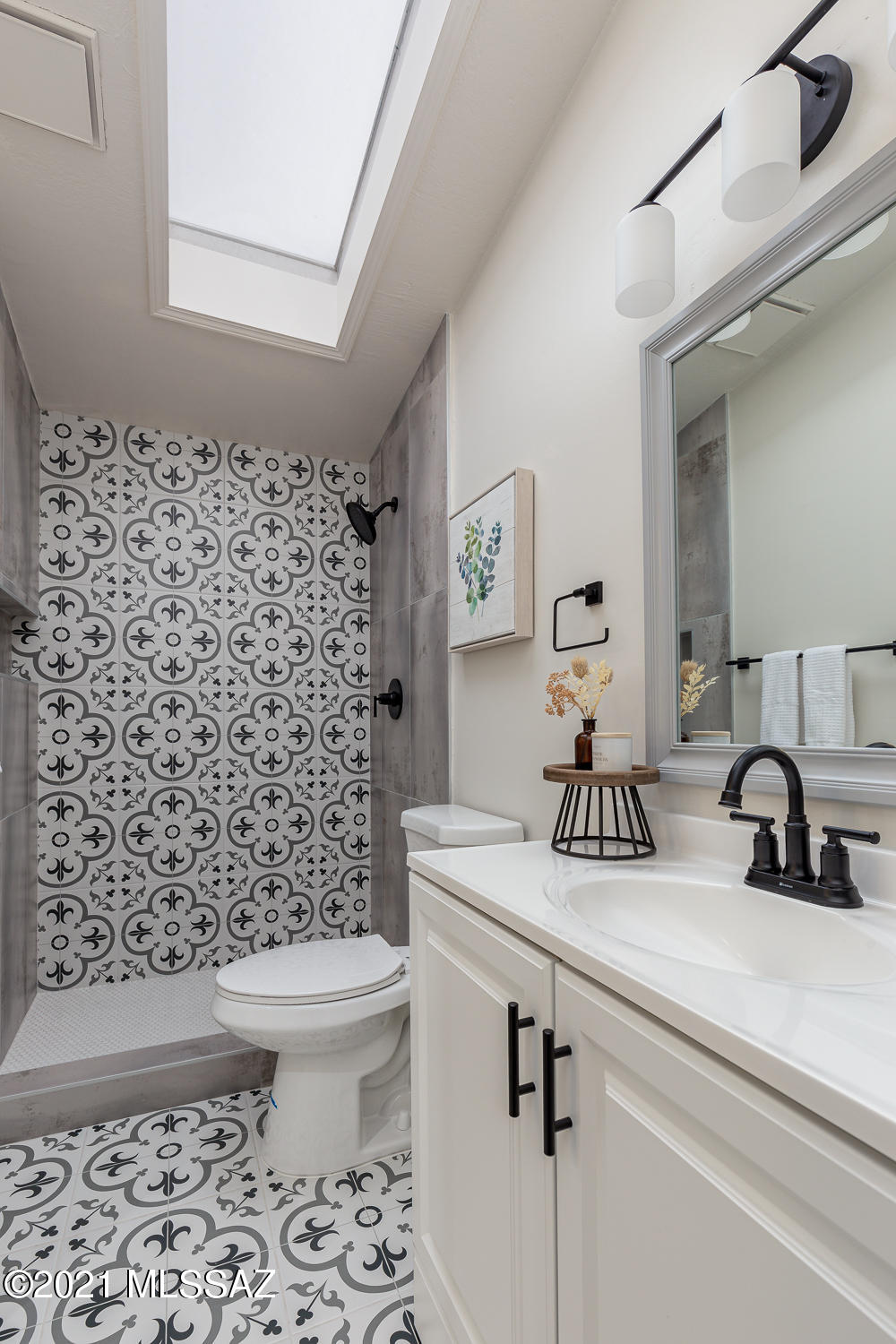 Casas Adobes Park (541-643) - Residential