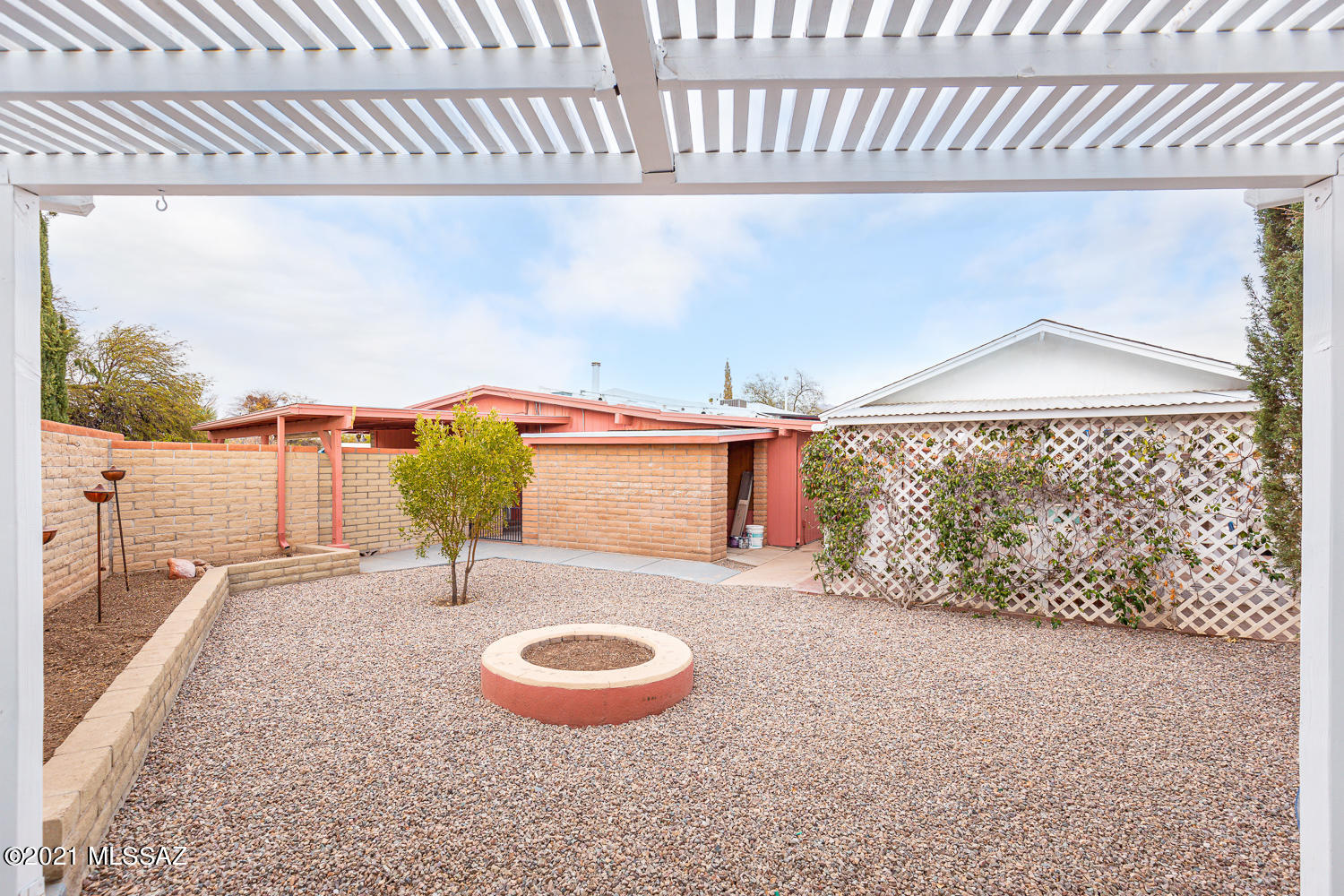Casas Adobes Park (541-643) - Residential