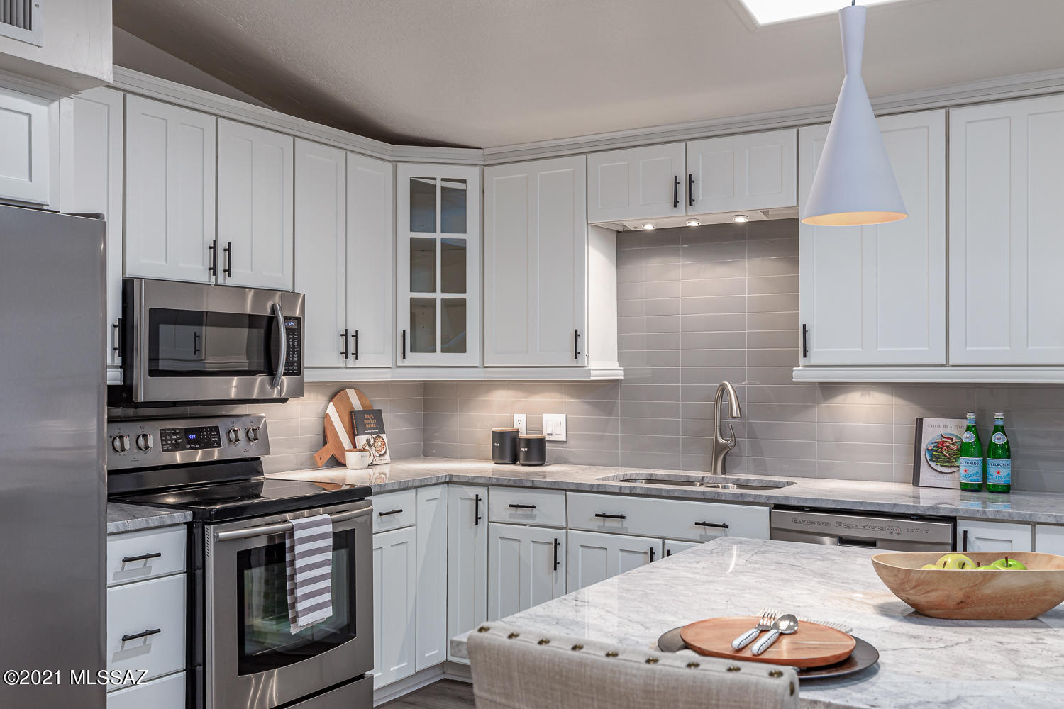 Casas Adobes Park (541-643) - Residential