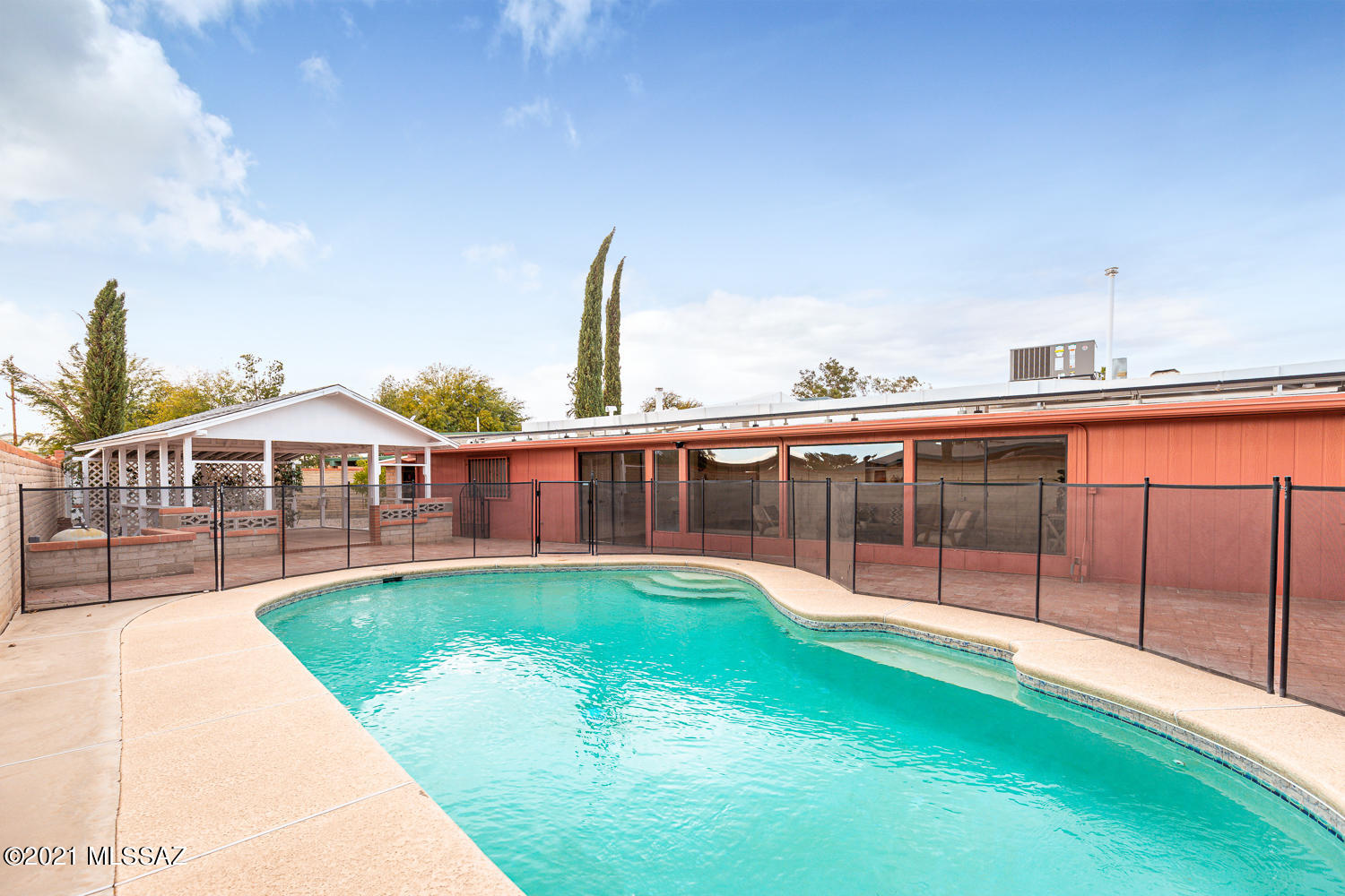 Casas Adobes Park (541-643) - Residential