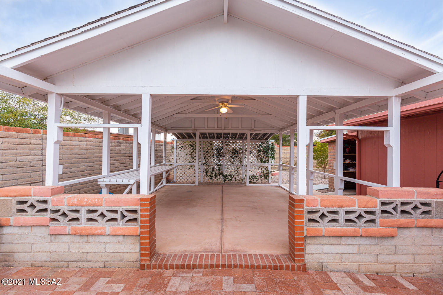 Casas Adobes Park (541-643) - Residential