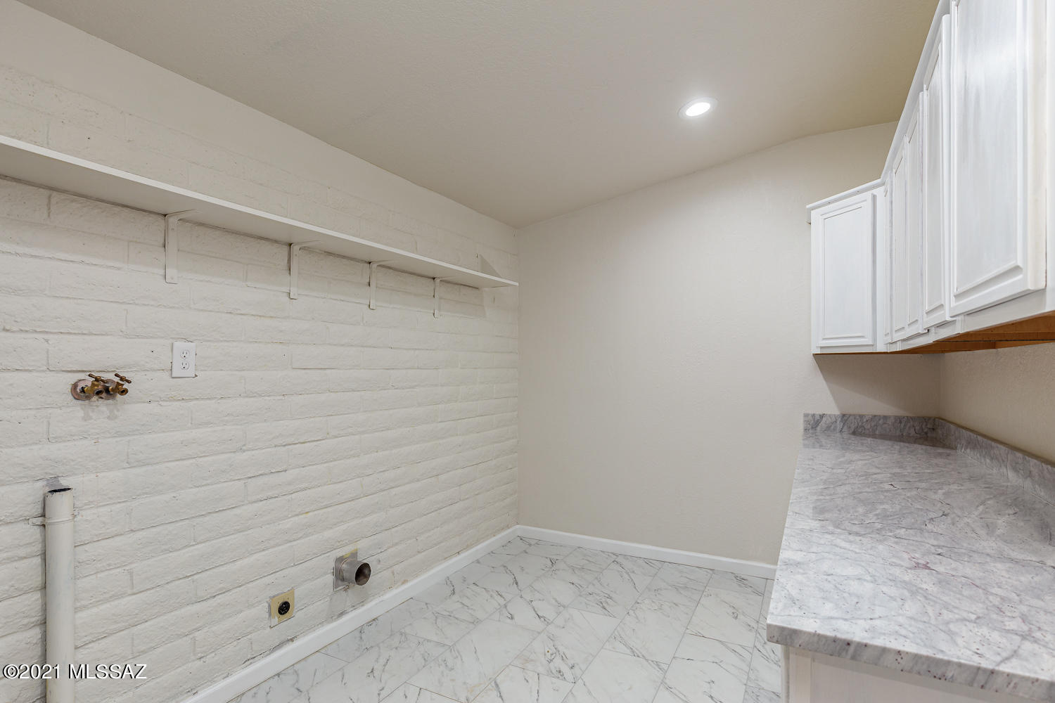 Casas Adobes Park (541-643) - Residential
