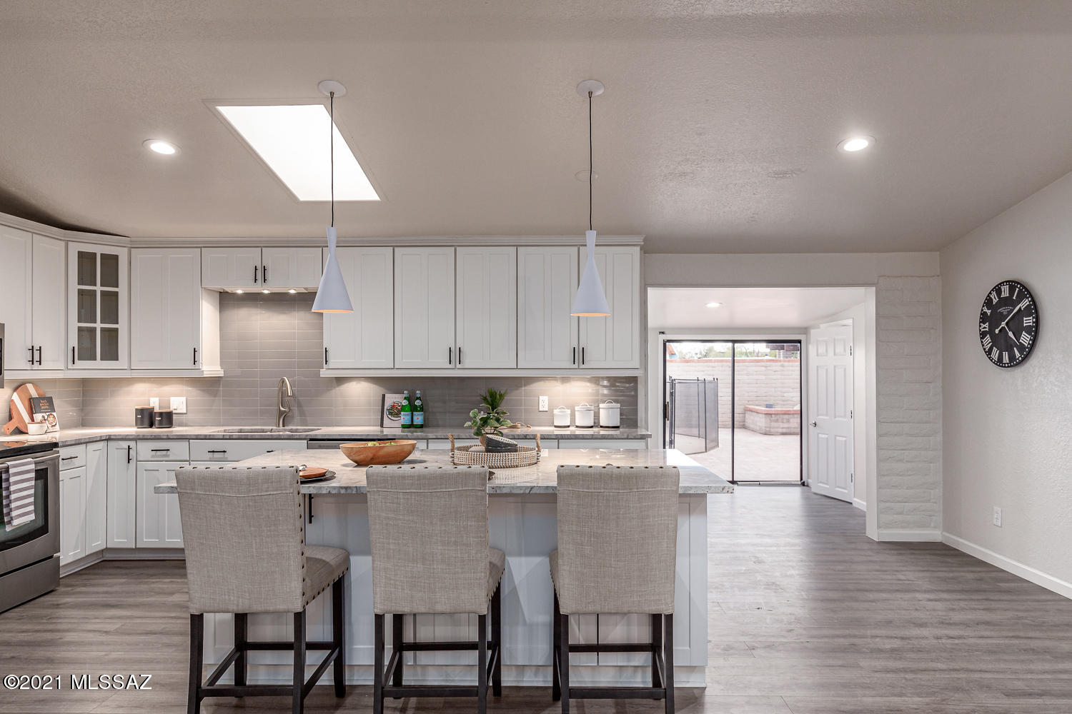 Casas Adobes Park (541-643) - Residential
