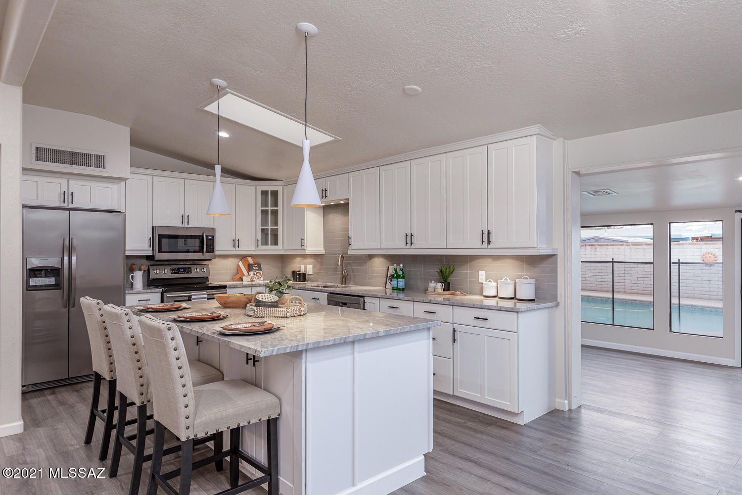 Casas Adobes Park (541-643) - Residential