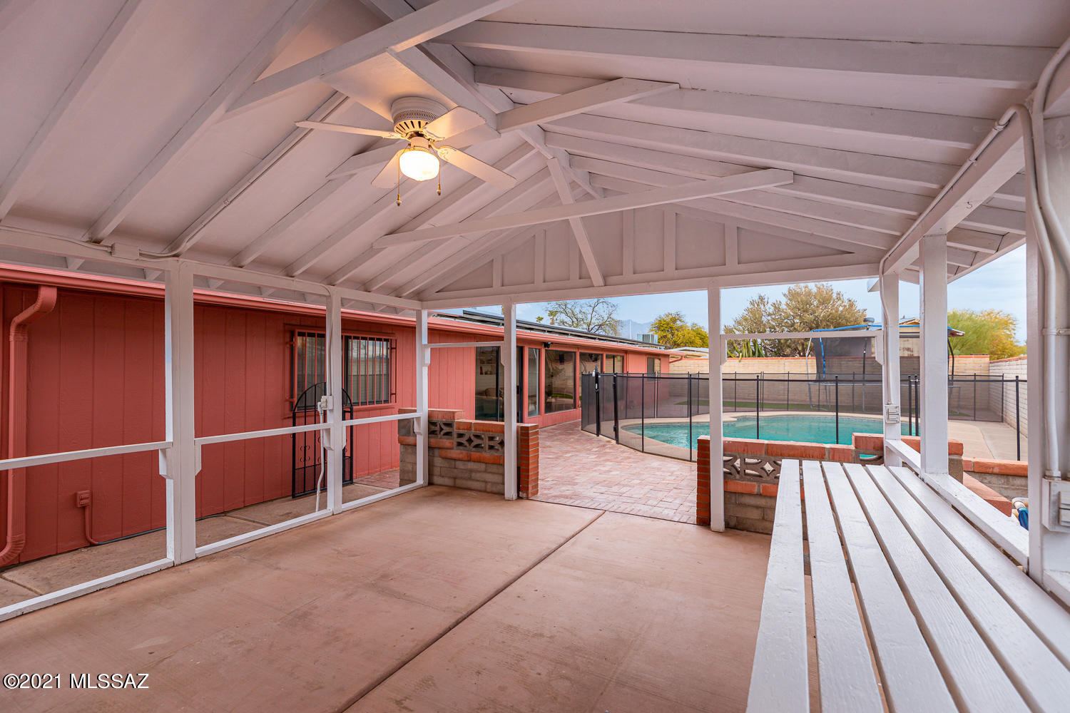 Casas Adobes Park (541-643) - Residential