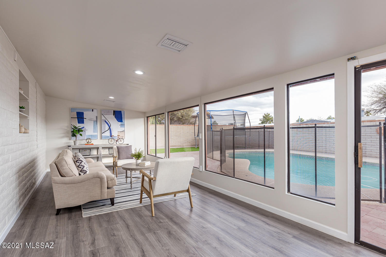 Casas Adobes Park (541-643) - Residential