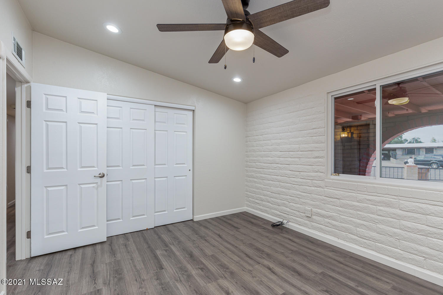 Casas Adobes Park (541-643) - Residential