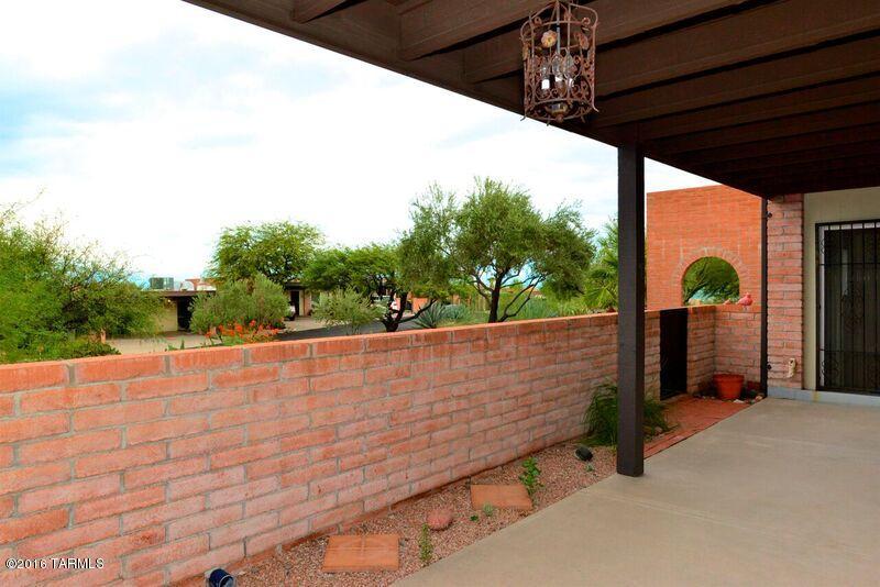 Tierra Serena Townhouses (1-117) - Residential