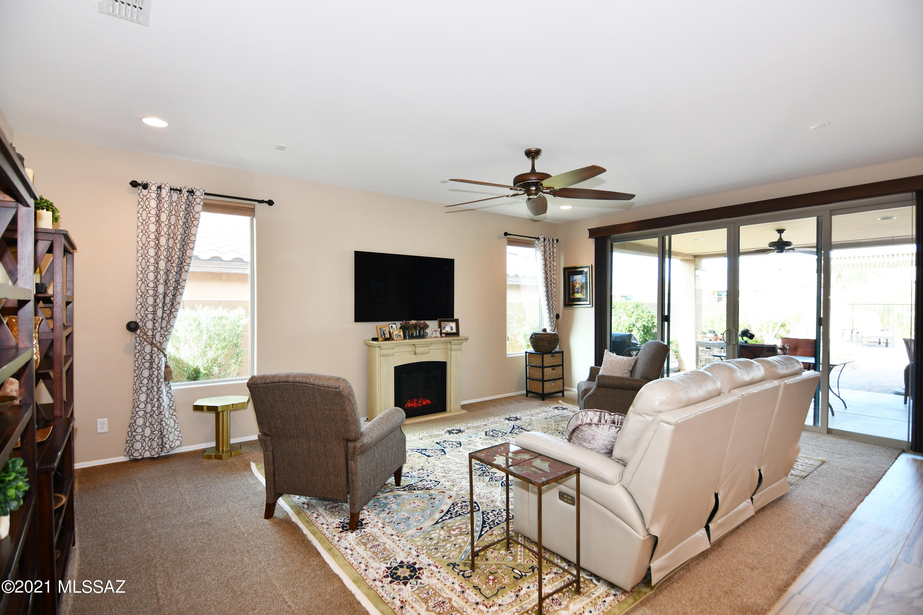 Del Webb At Dove Mountain SQ20131930189 - Residential