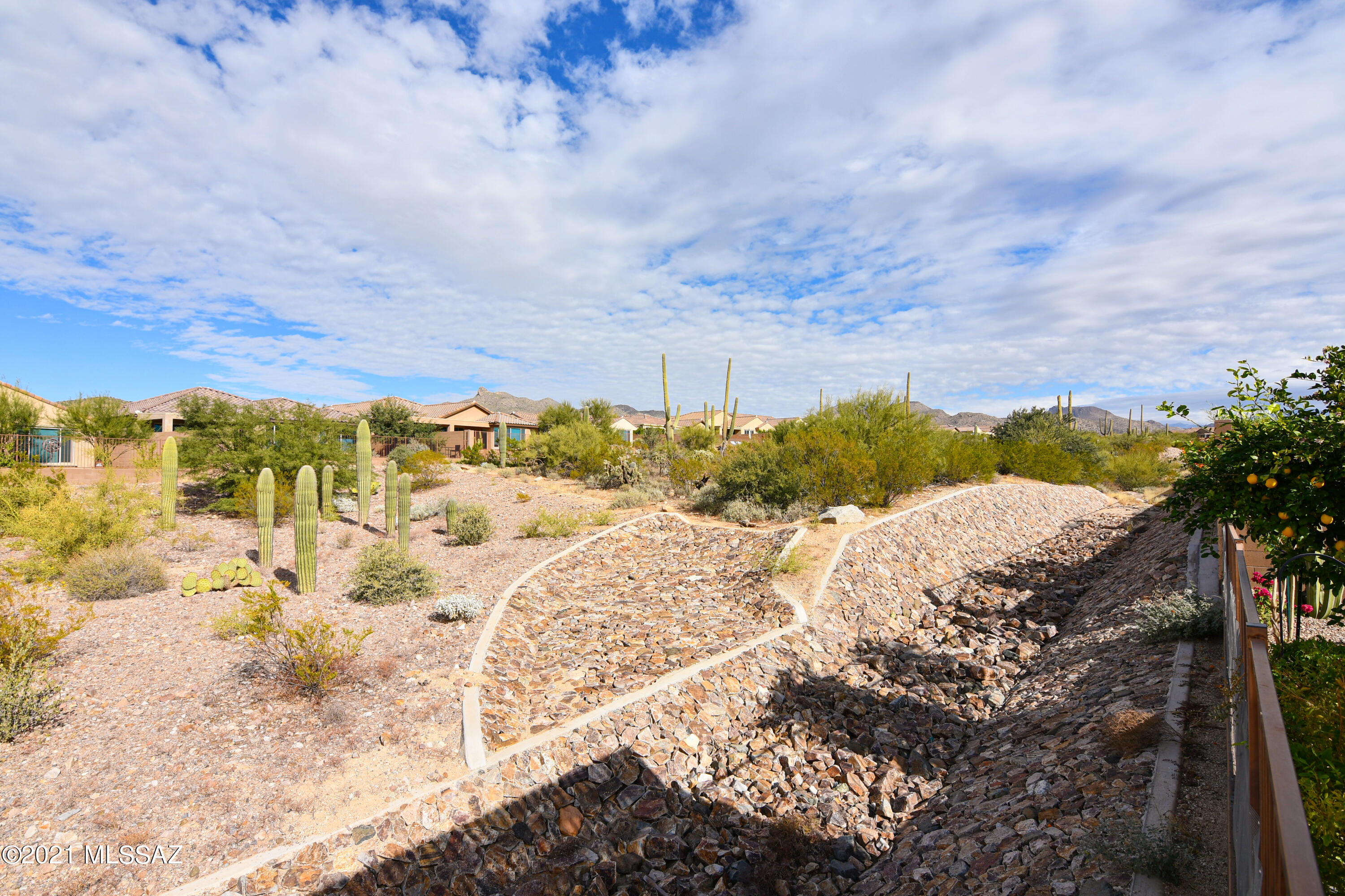 Del Webb At Dove Mountain SQ20131930189 - Residential