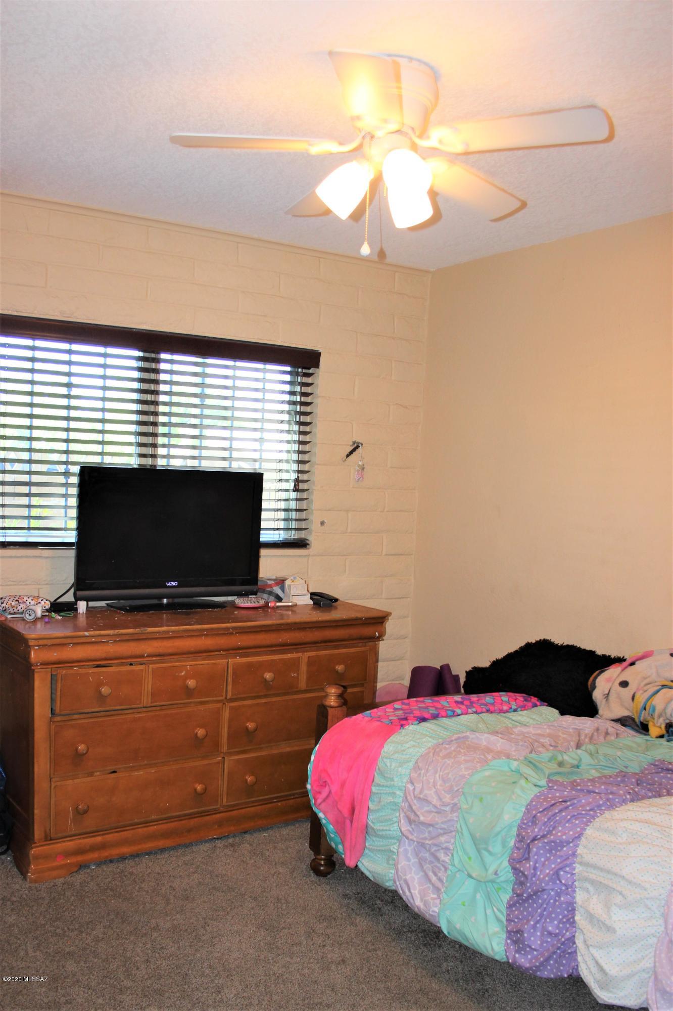 Tucson Park West No. 2 (85-229) - Residential Lease