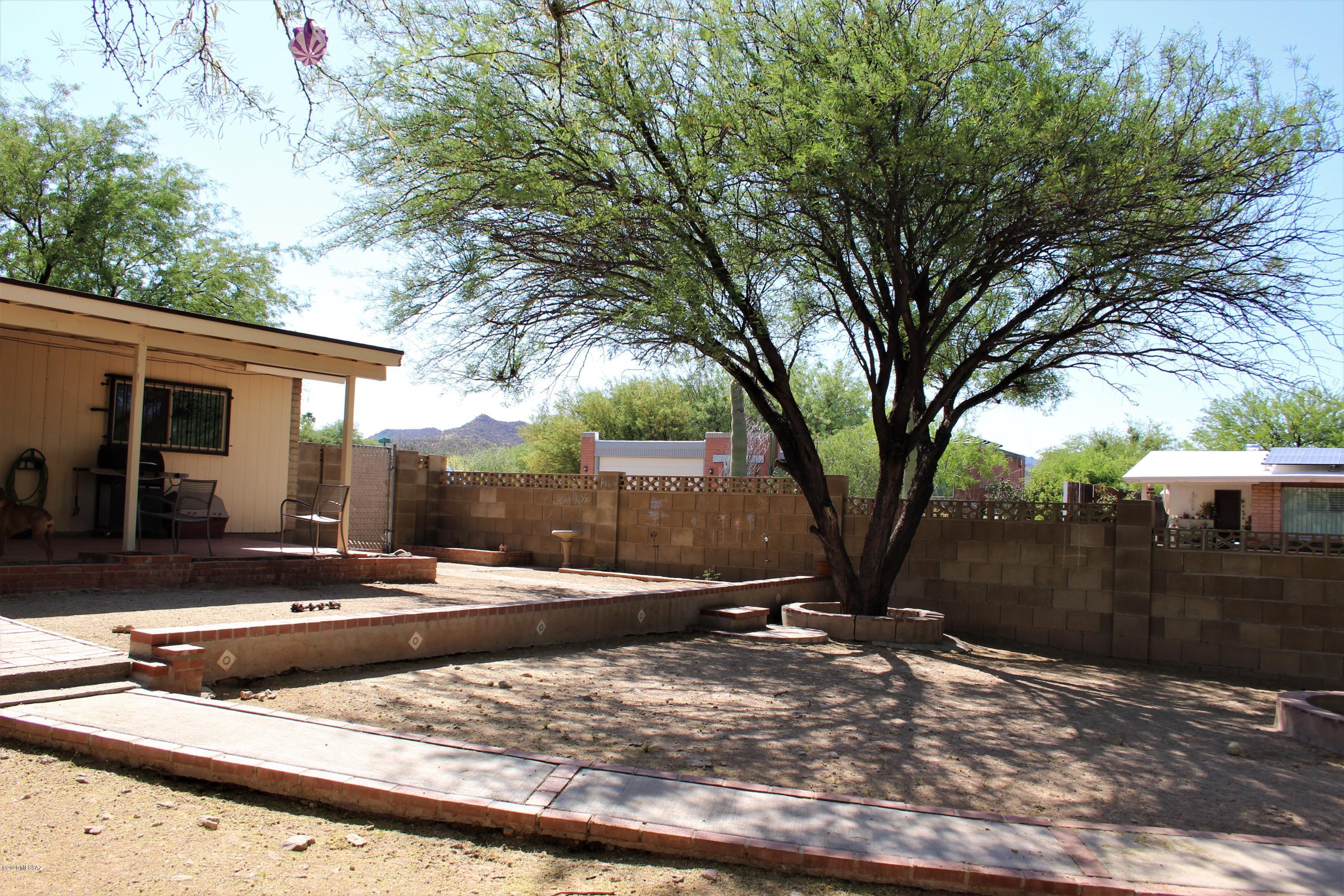 Tucson Park West No. 2 (85-229) - Residential Lease