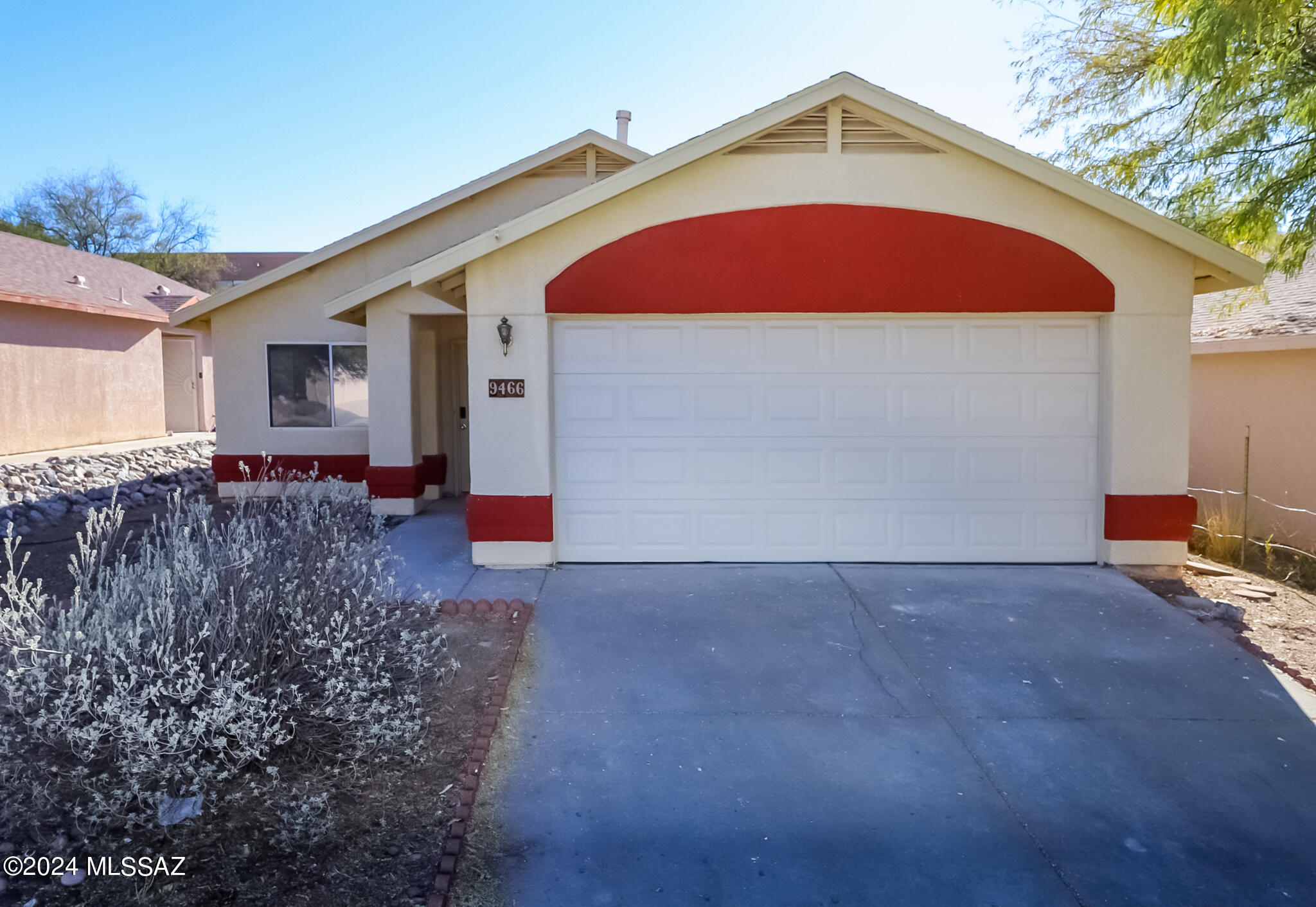 Pristine curb appeal home. Neutral tiled floors throughout, vaulted ceilings, window blinds, & ceiling fans. Plenty of wood kitchen cabinets, pantry, breakfast bar, & patio access from dining area. 3 Bedrooms, 2 baths, large closets, & interior laundry room. Private master en suite w/a walk-in closet. Enjoy the backyard covered patio & create your dream desert oasis.