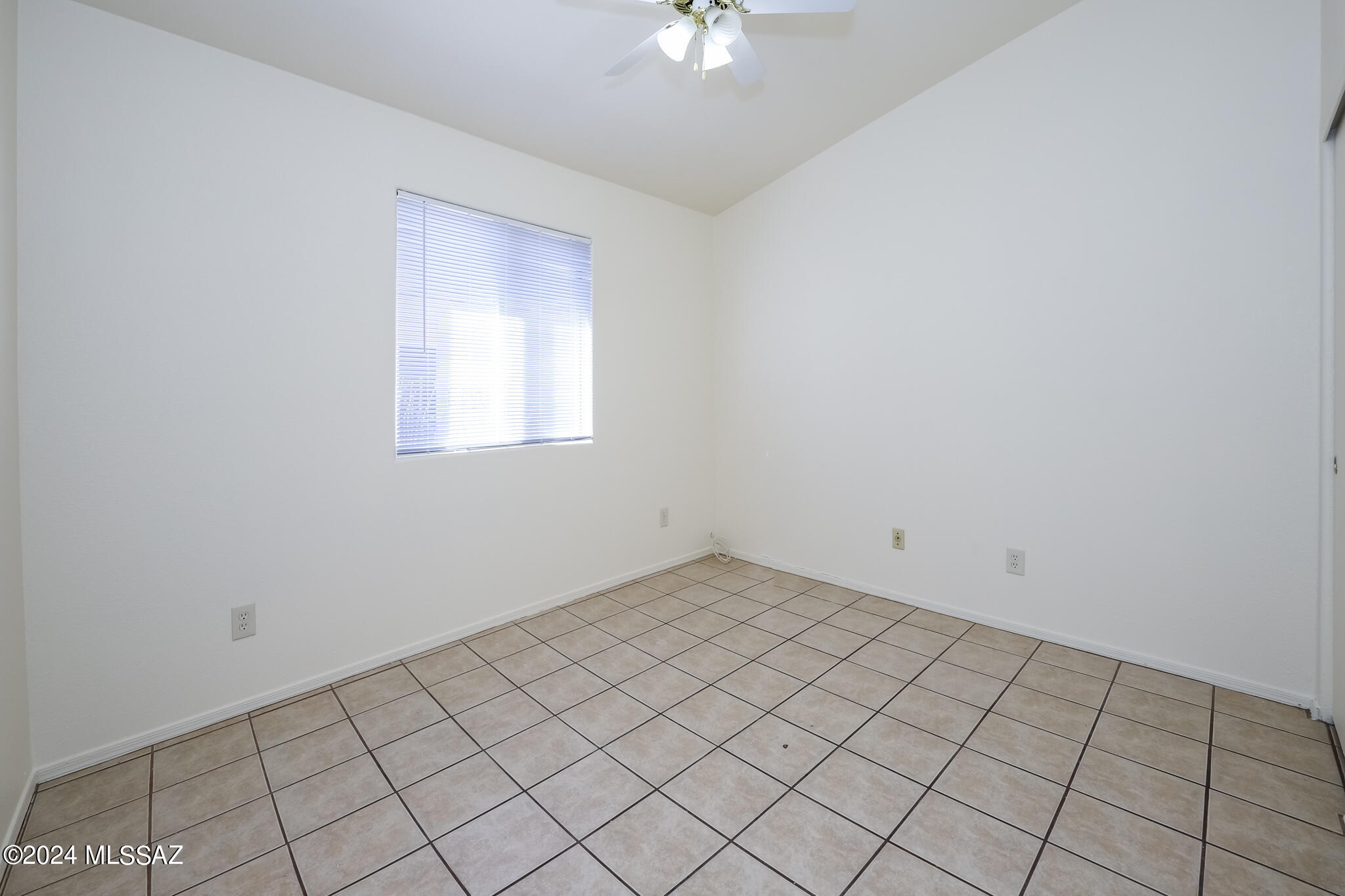 Elliott Homes At Rita Ranch (1-521) - Residential Lease
