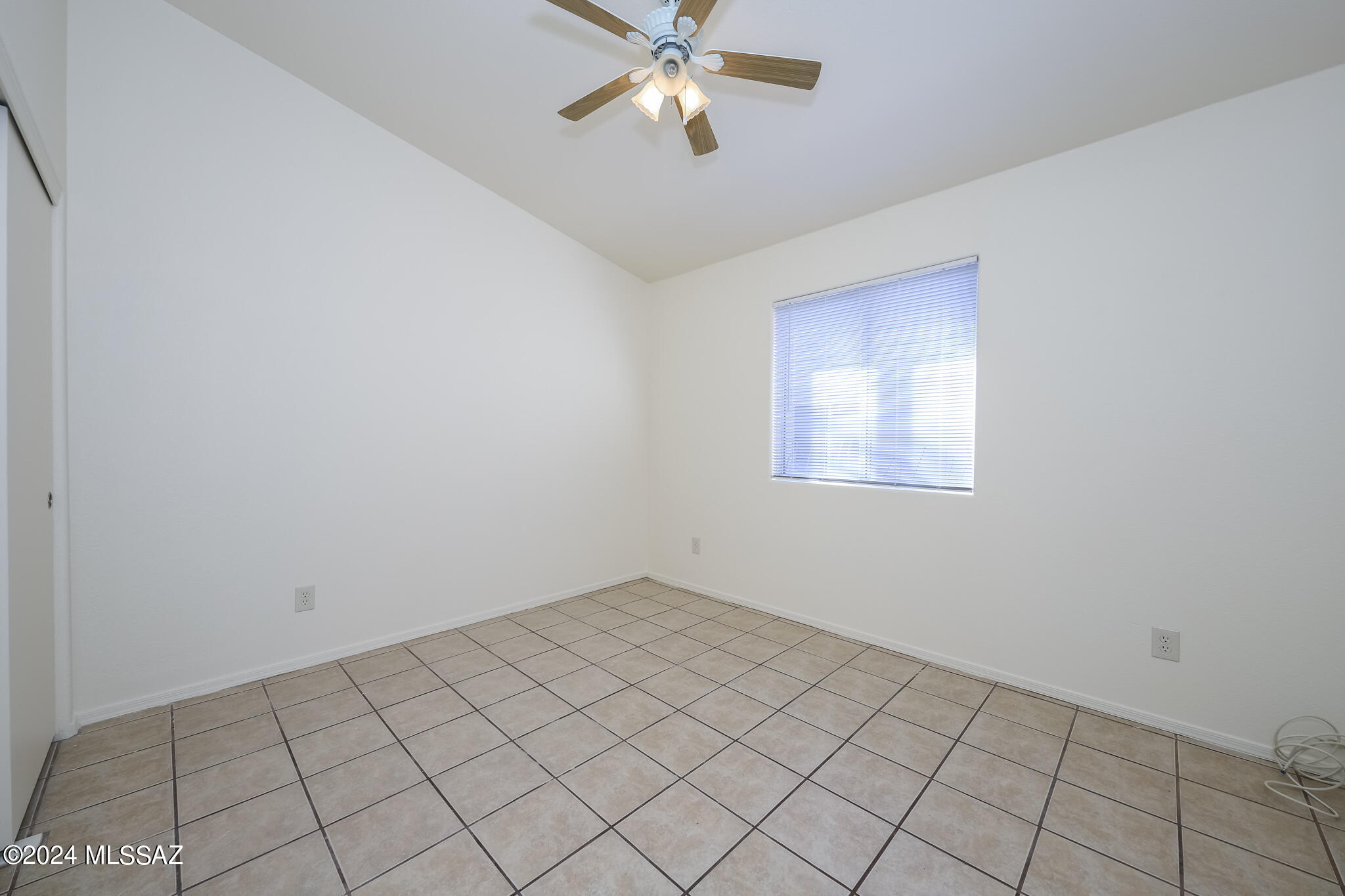 Elliott Homes At Rita Ranch (1-521) - Residential Lease