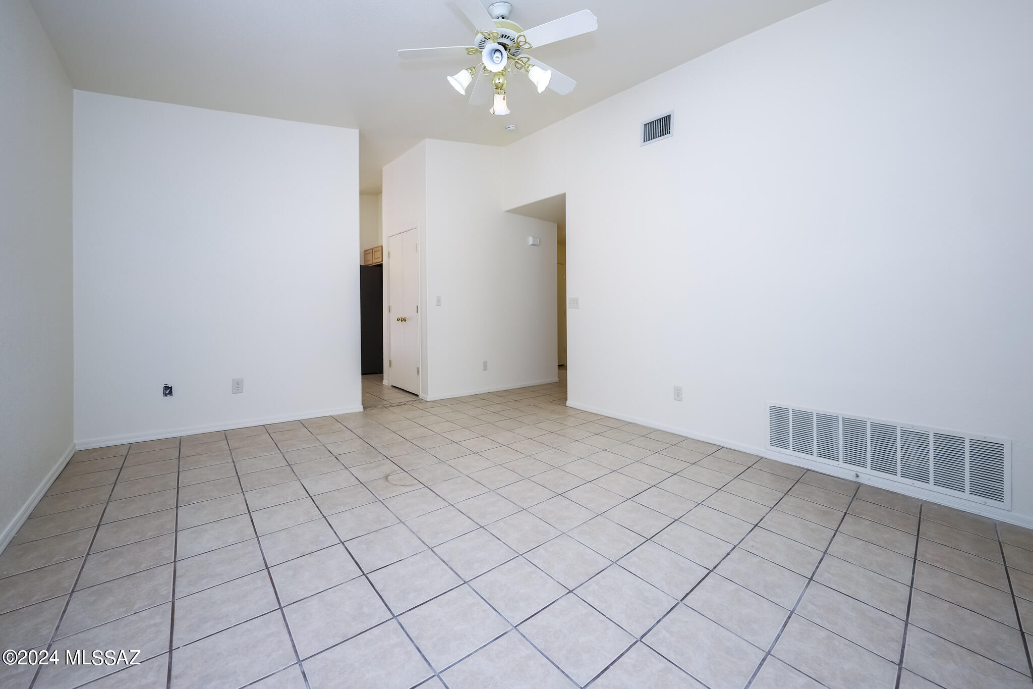 Elliott Homes At Rita Ranch (1-521) - Residential Lease