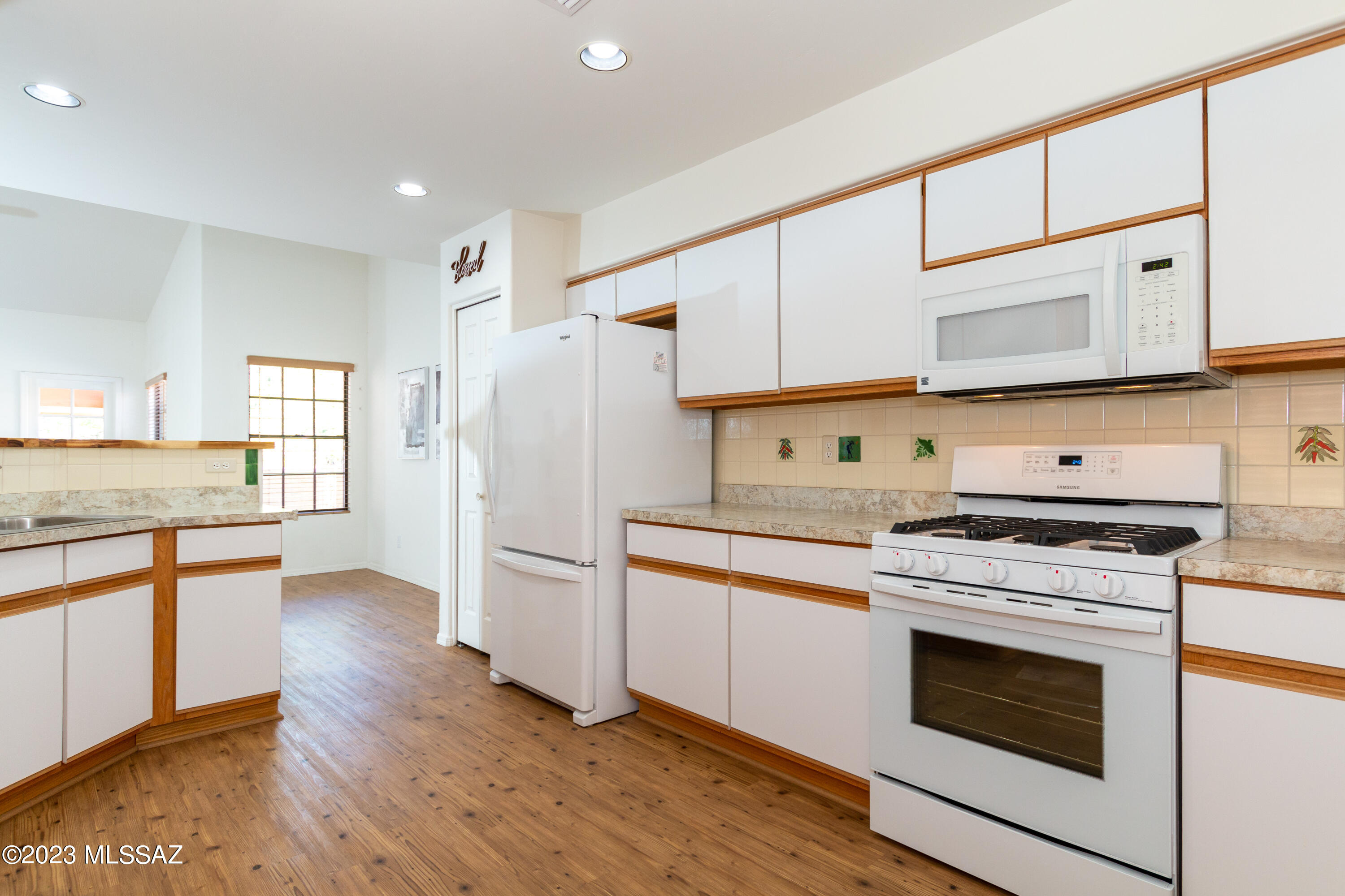 Horizon Heights Condominiums - Residential
